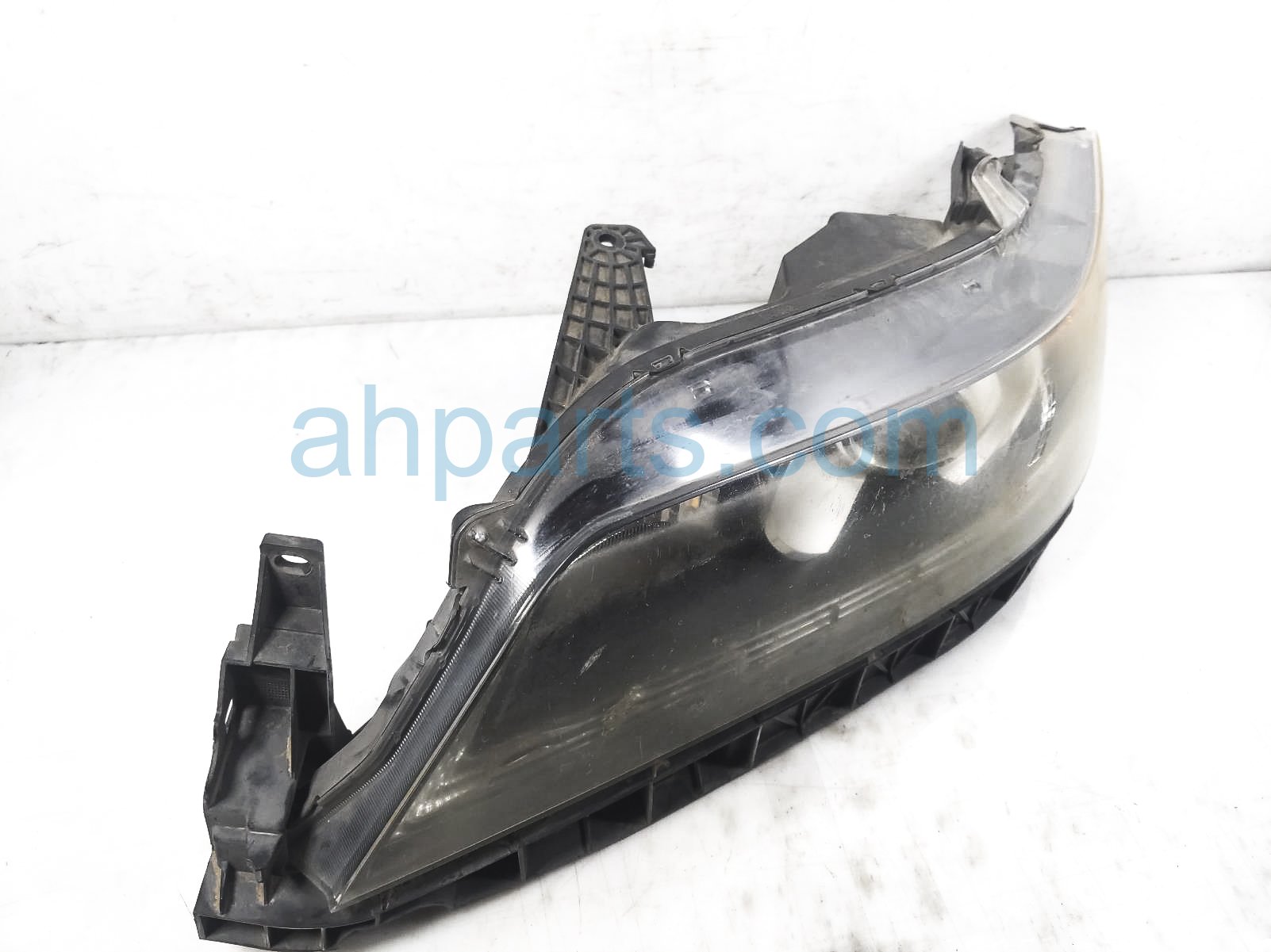 $295 Honda LH HEADLAMP / LIGHT $295 Honda LH HEADLAMP / LIGHT