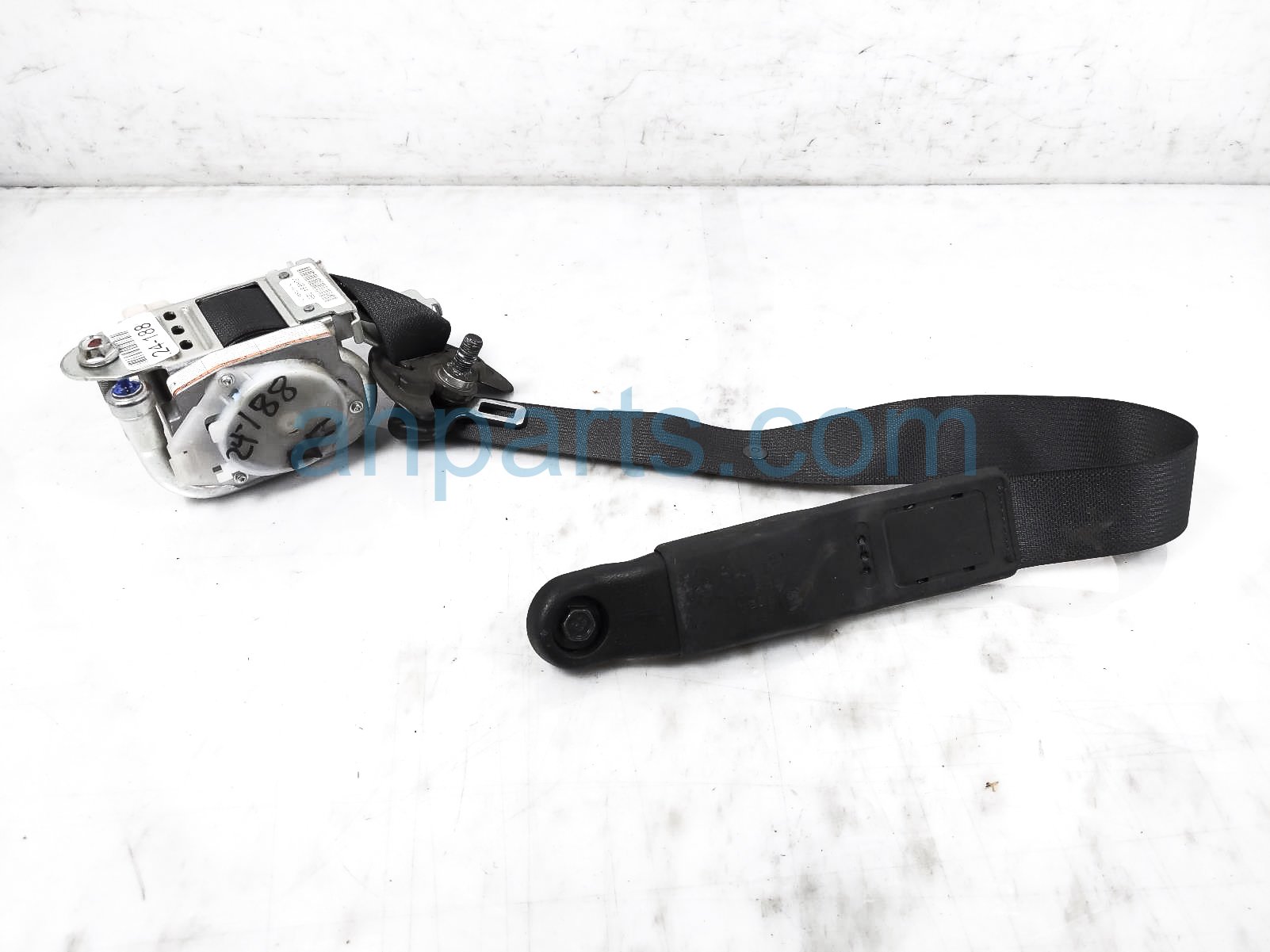 $95 Honda FR/RH SEAT BELT - BLACK $95 Honda FR/RH SEAT BELT - BLACK