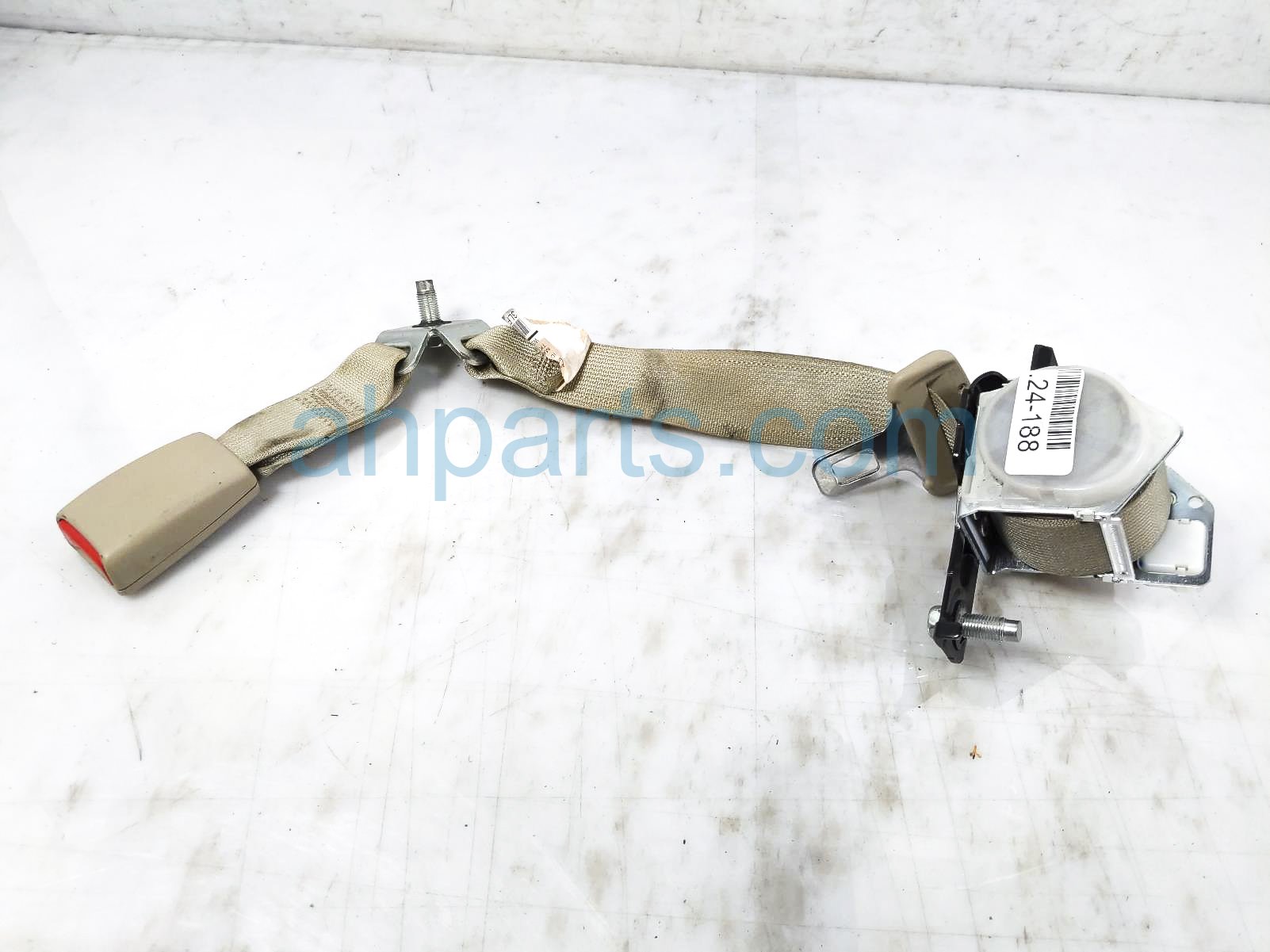 $50 Honda 2ND ROW MID SEAT BELT - TAN CPE * $50 Honda 2ND ROW MID SEAT BELT - TAN CPE *