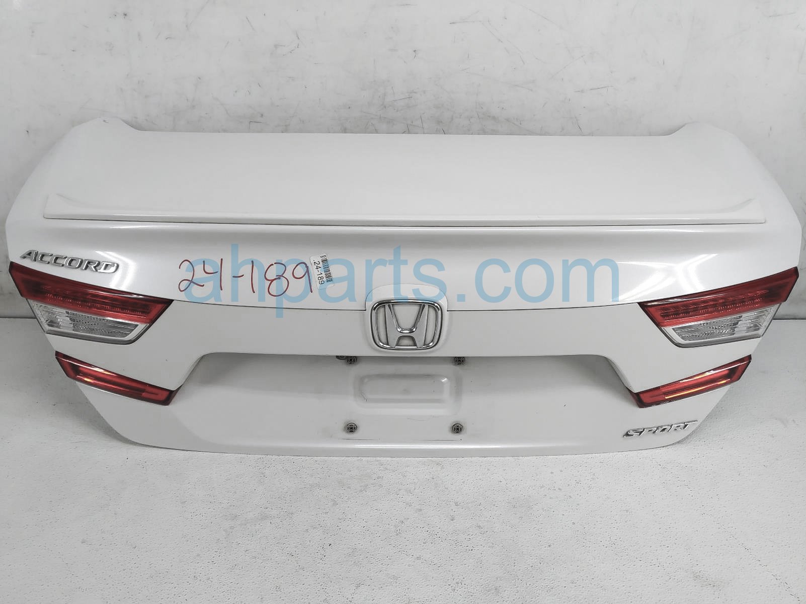 $999 Honda TRUNK / DECKLID - WHITE