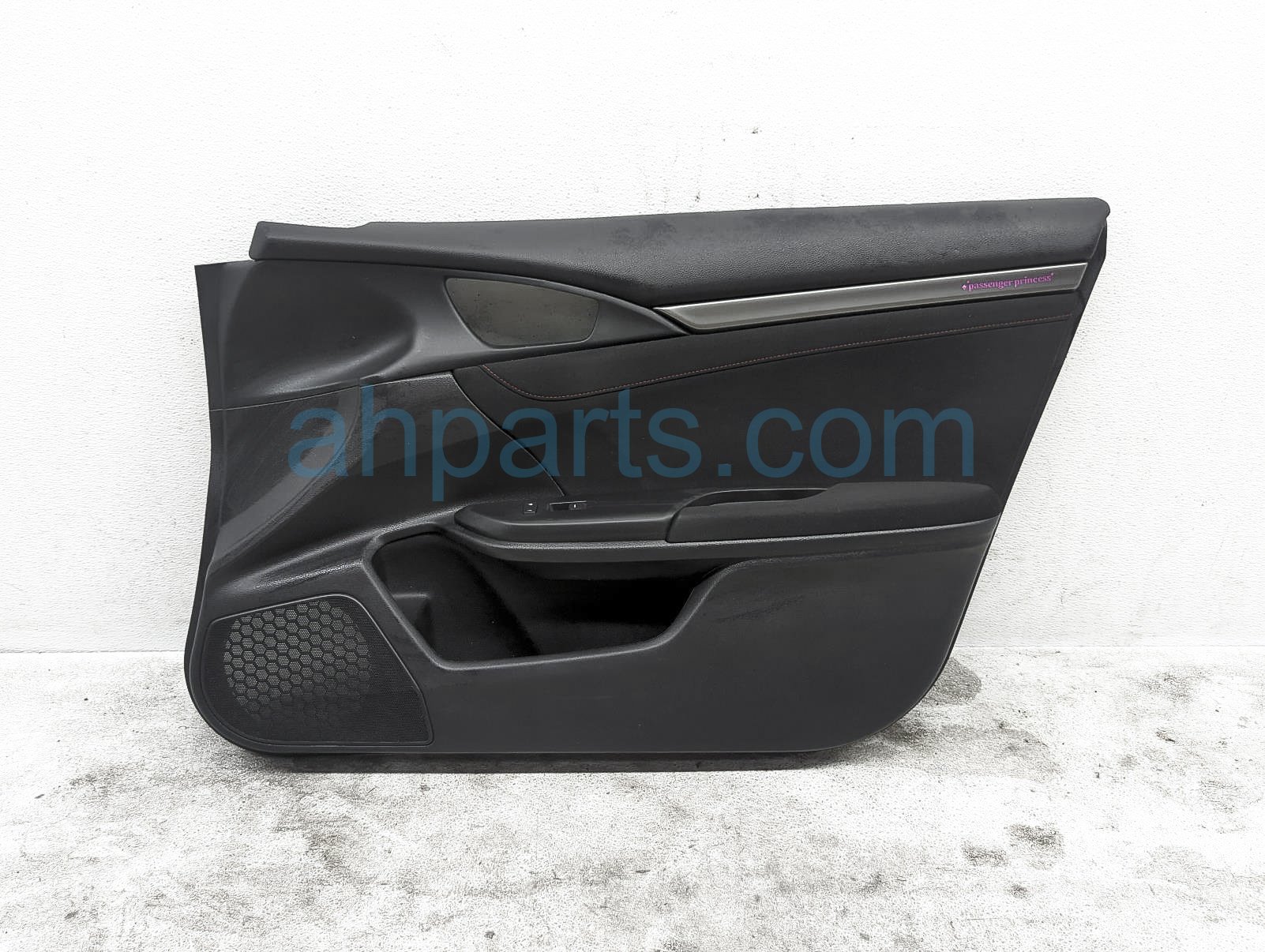 $99 Honda FR/RH INTERIOR DOOR PANEL - BLACK SI