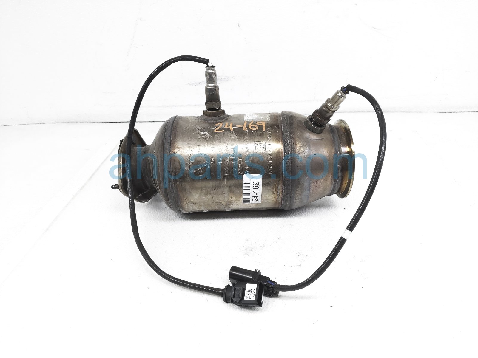 $1200 Audi FRONT EXHAUST CONVERTER MANIFOLD $1200 Audi FRONT EXHAUST CONVERTER MANIFOLD