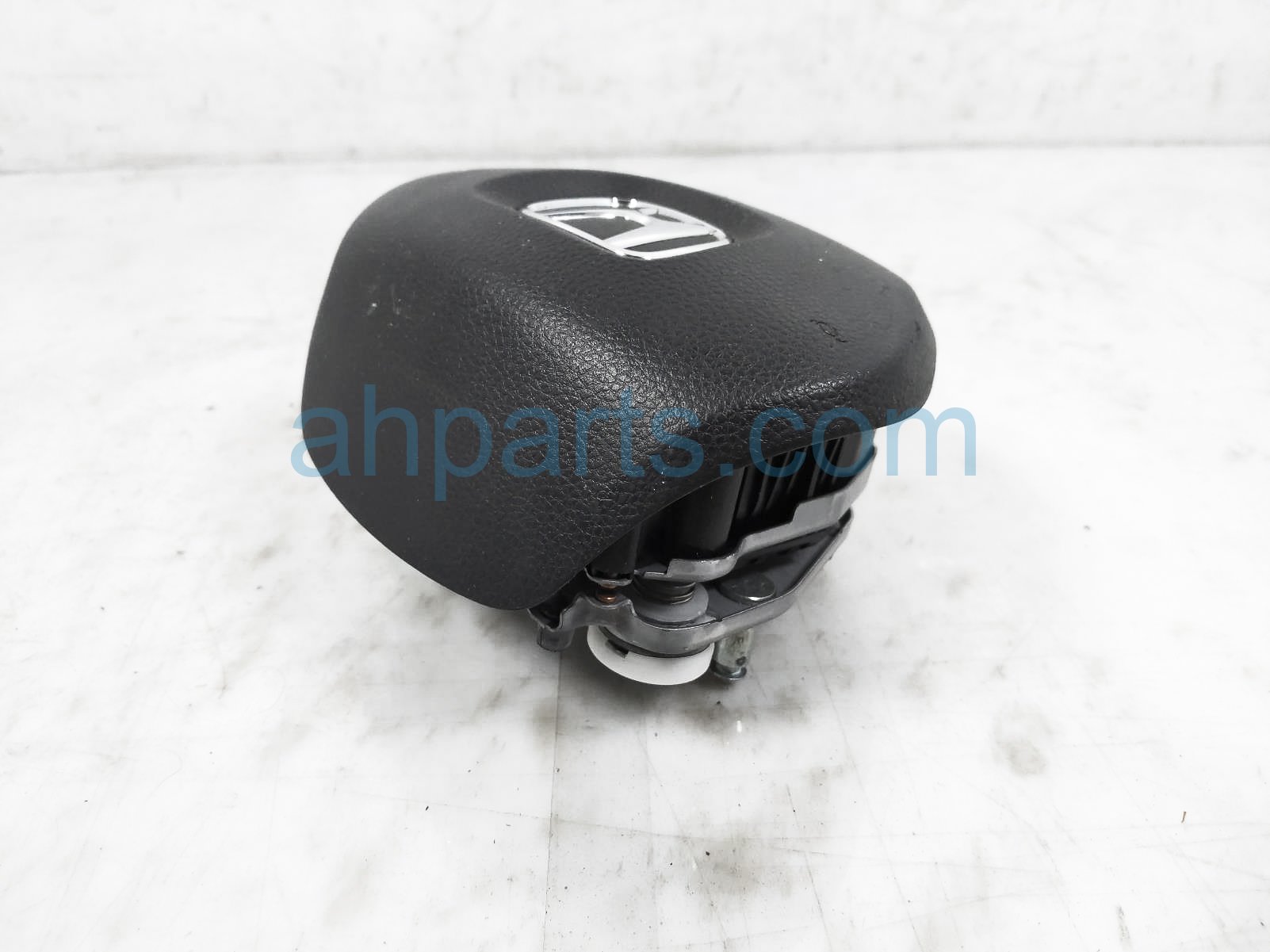 $525 Honda DRIVER WHEEL AIRBAG $525 Honda DRIVER WHEEL AIRBAG