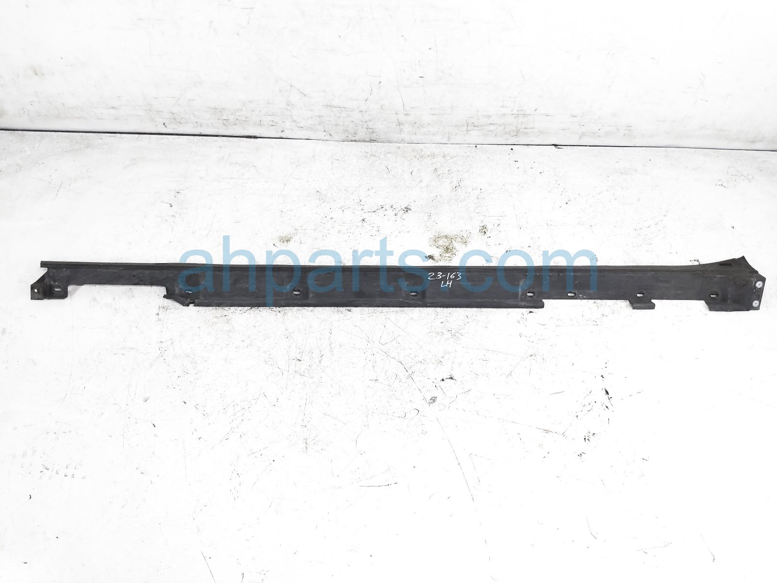 $150 Lexus LH SIDE SKIRT / MOLDING - BLACK $150 Lexus LH SIDE SKIRT / MOLDING - BLACK