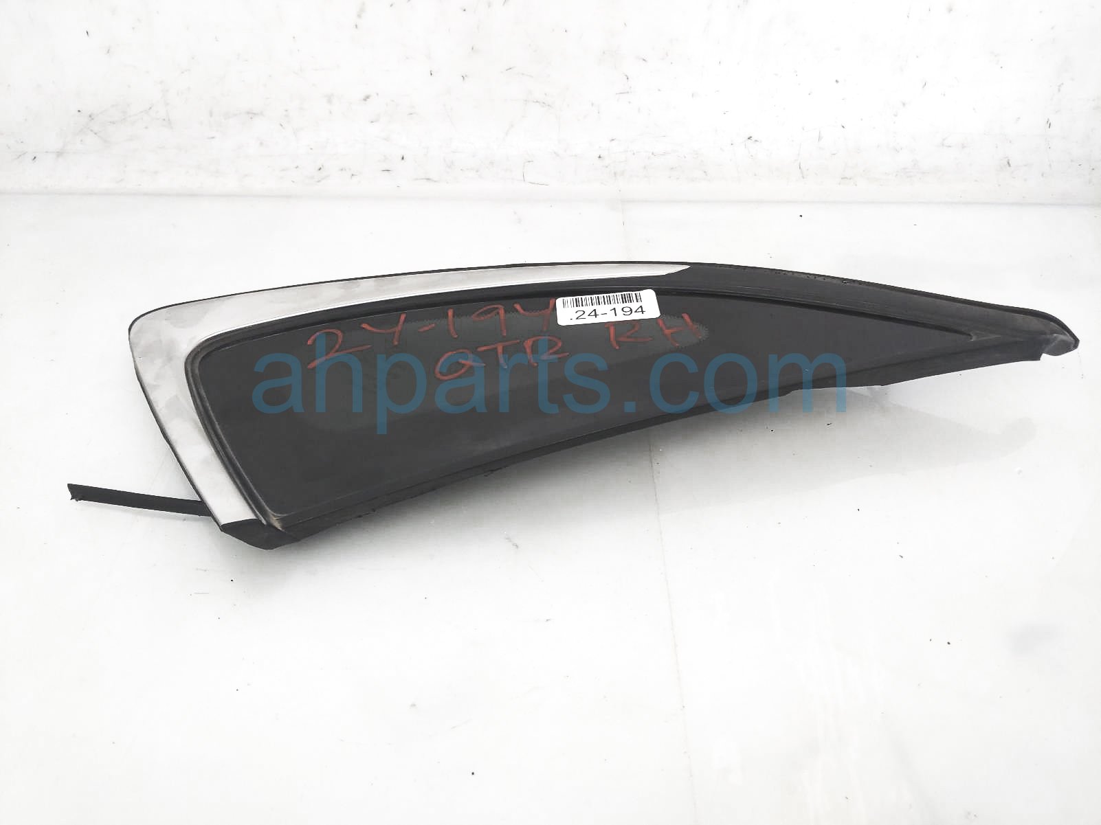 $75 Mazda RH QUARTER WINDOW GLASS $75 Mazda RH QUARTER WINDOW GLASS