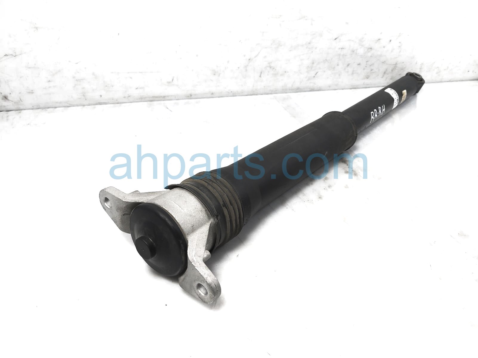 $75 Mazda RR/RH SHOCK ABSORBER $75 Mazda RR/RH SHOCK ABSORBER