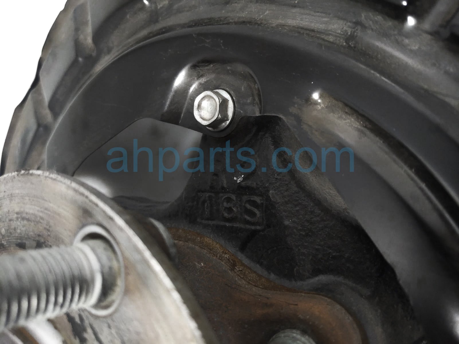 Sold 2021 Mazda Cx-30 Front Passenger Spindle Knuckle Hub DGH9-33-02Y