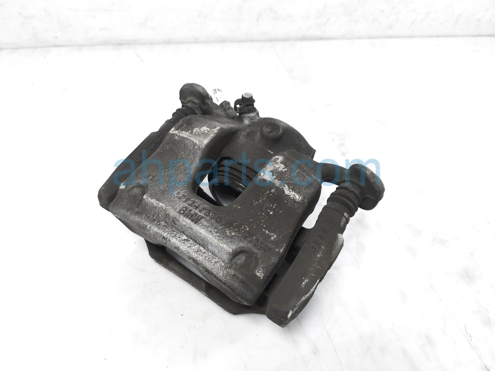 $90 BMW FR/RH BRAKE CALIPER