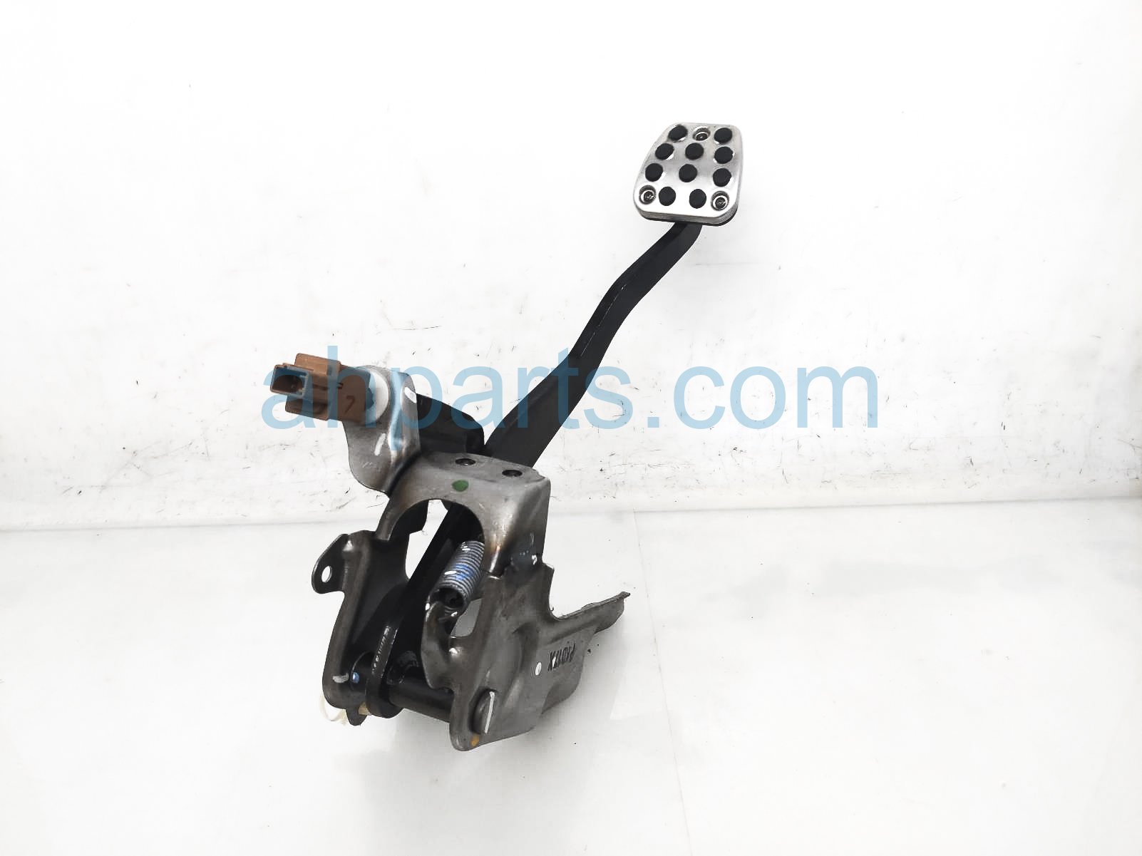 $50 Honda MT BRAKE PEDAL ASSY - M.T 1.5T FWD $50 Honda MT BRAKE PEDAL ASSY - M.T 1.5T FWD