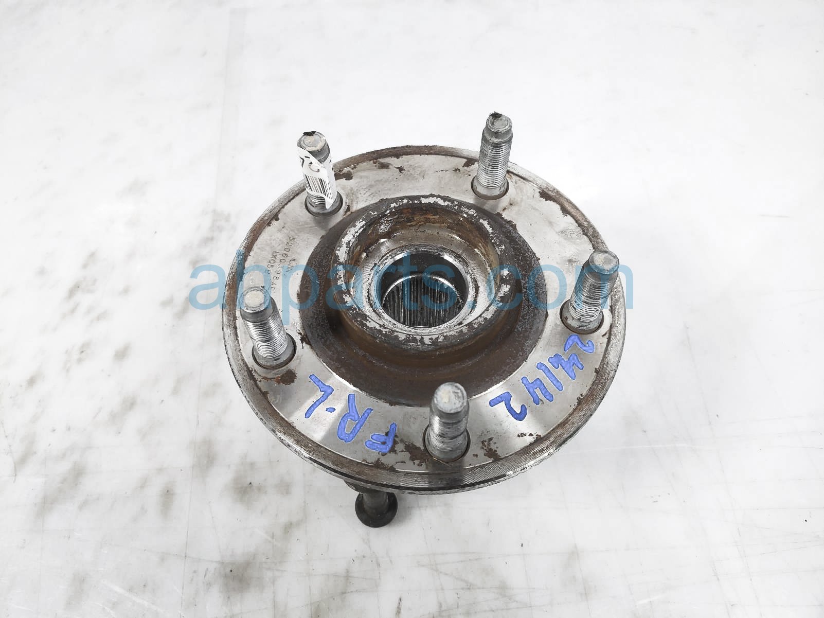 $40 Jeep FR/LH WHEEL HUB & BEARING $40 Jeep FR/LH WHEEL HUB & BEARING