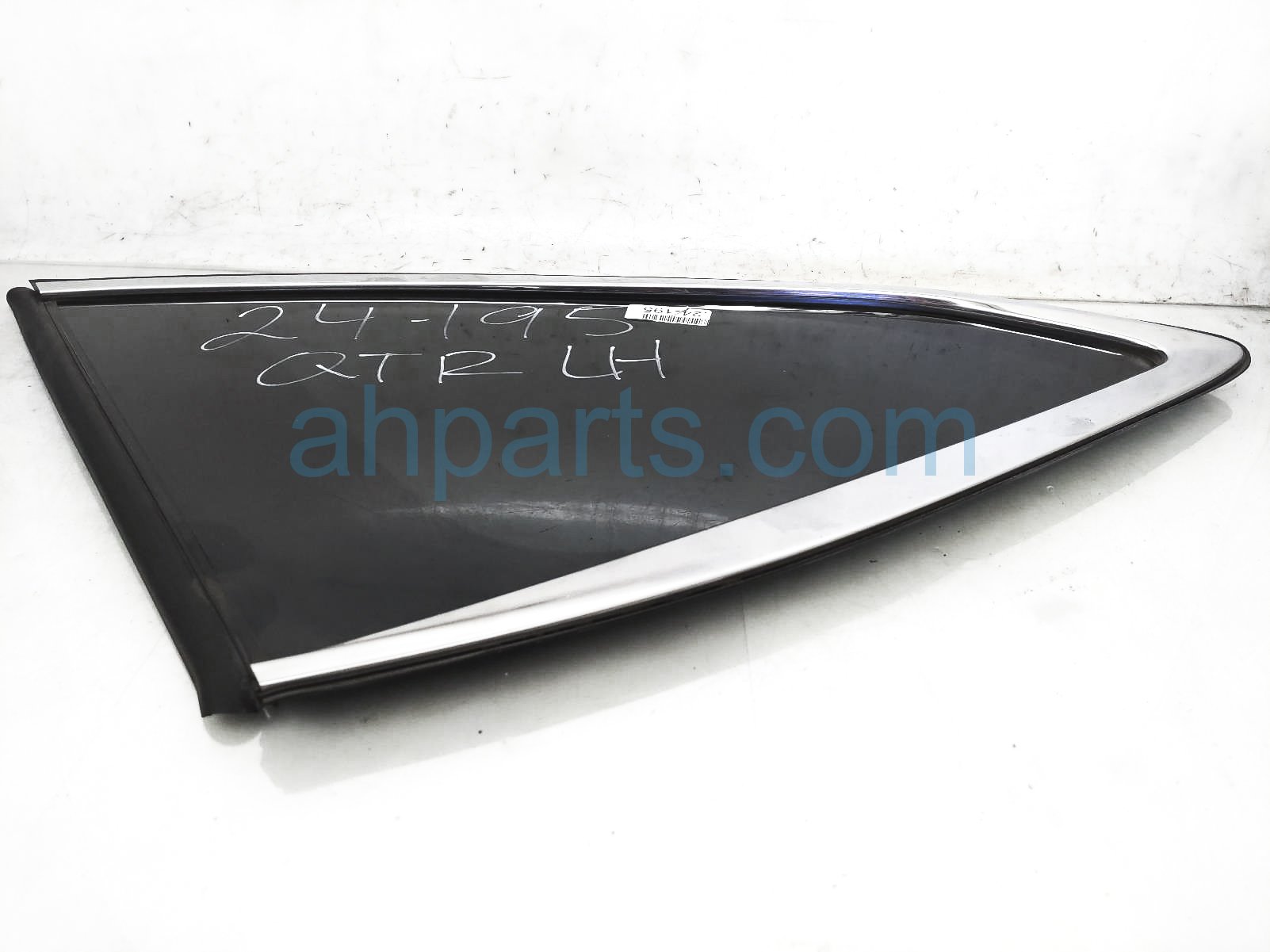 $125 Acura LH QUARTER WINDOW GLASS