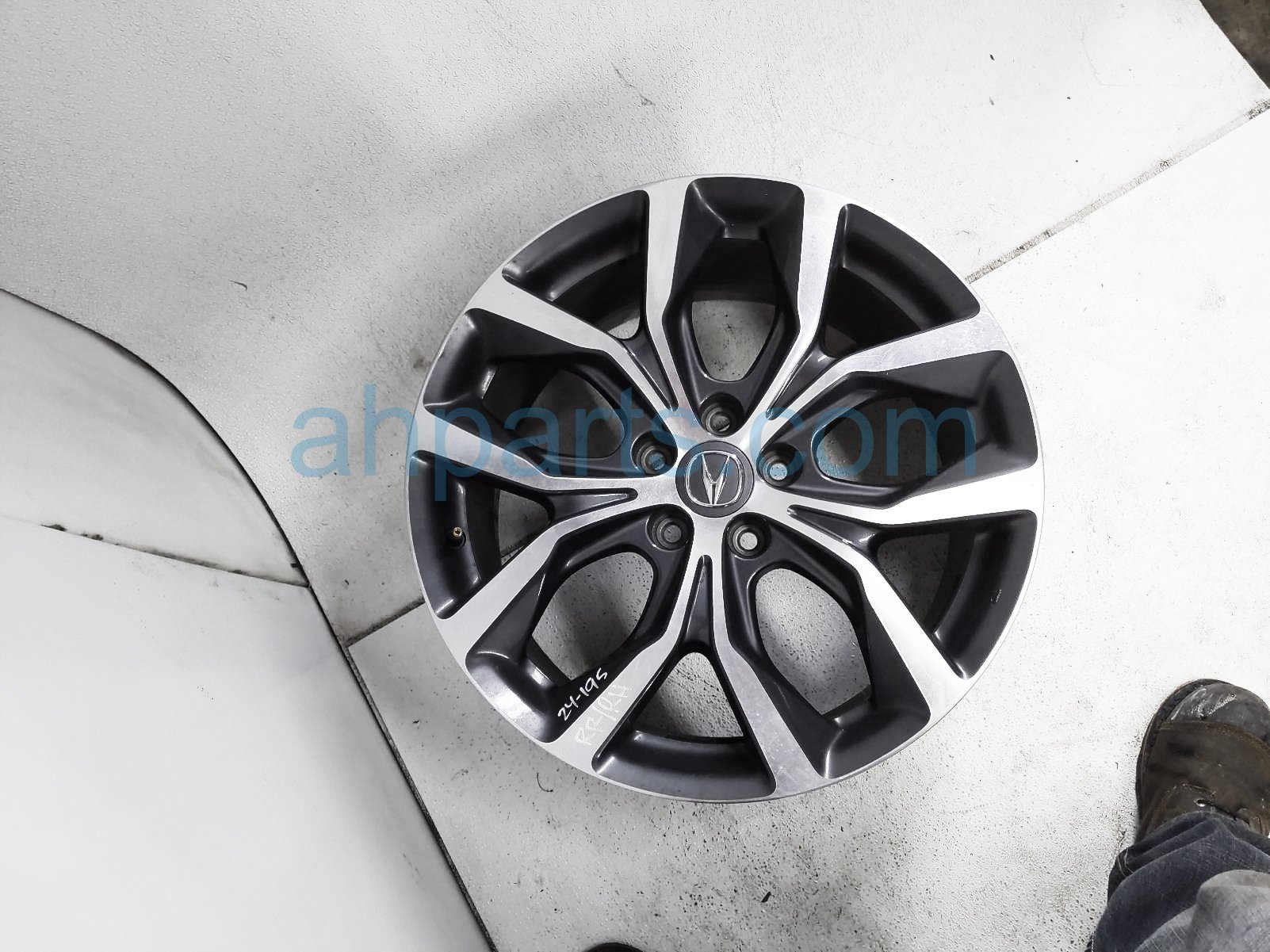 $399 Acura RR/RH WHEEL / RIM $399 Acura RR/RH WHEEL / RIM