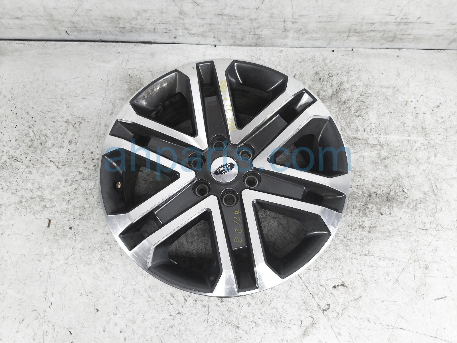 $225 Ford SINGLE WHEEL / RIM $225 Ford SINGLE WHEEL / RIM