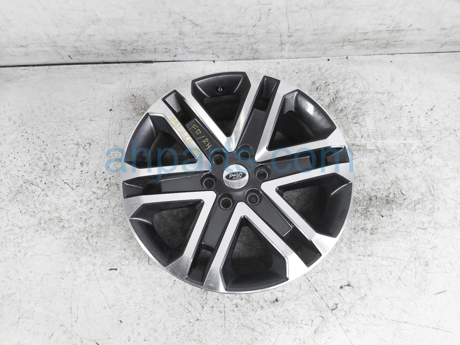 $225 Ford SINGLE WHEEL / RIM $225 Ford SINGLE WHEEL / RIM