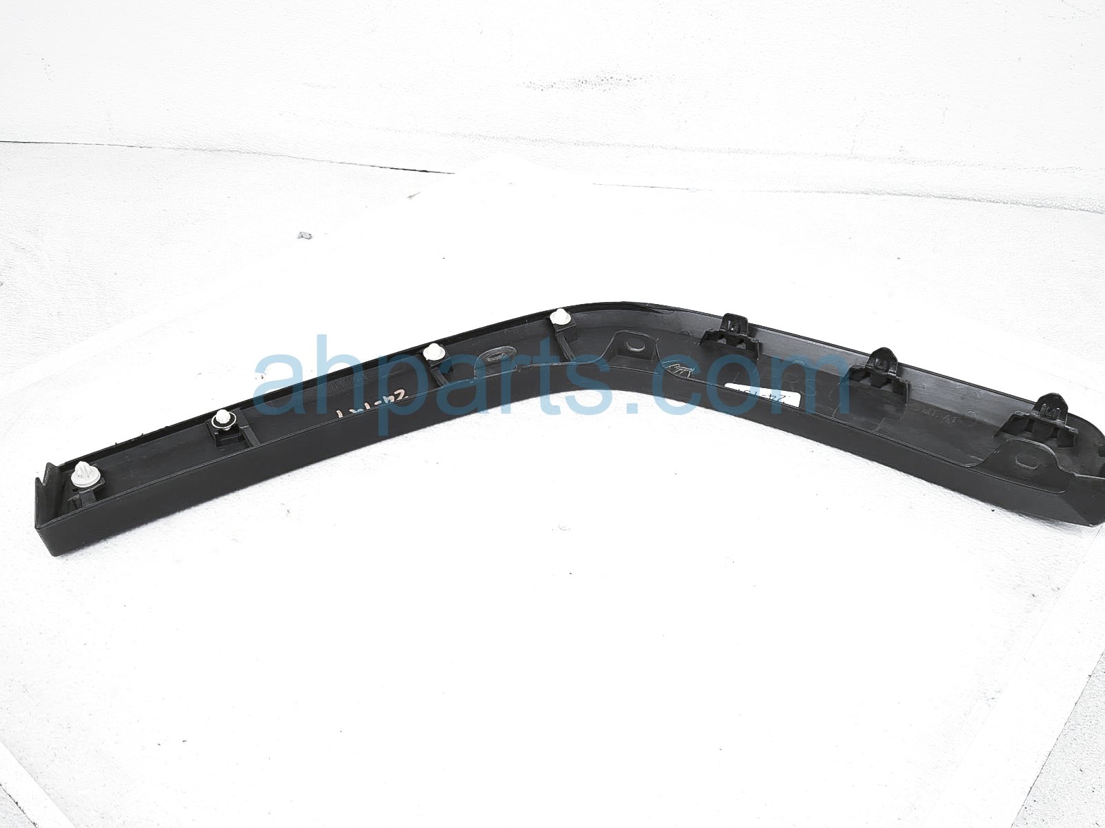 $30 Toyota RR/RH QUARTER PANEL FLARE - BLACK $30 Toyota RR/RH QUARTER PANEL FLARE - BLACK