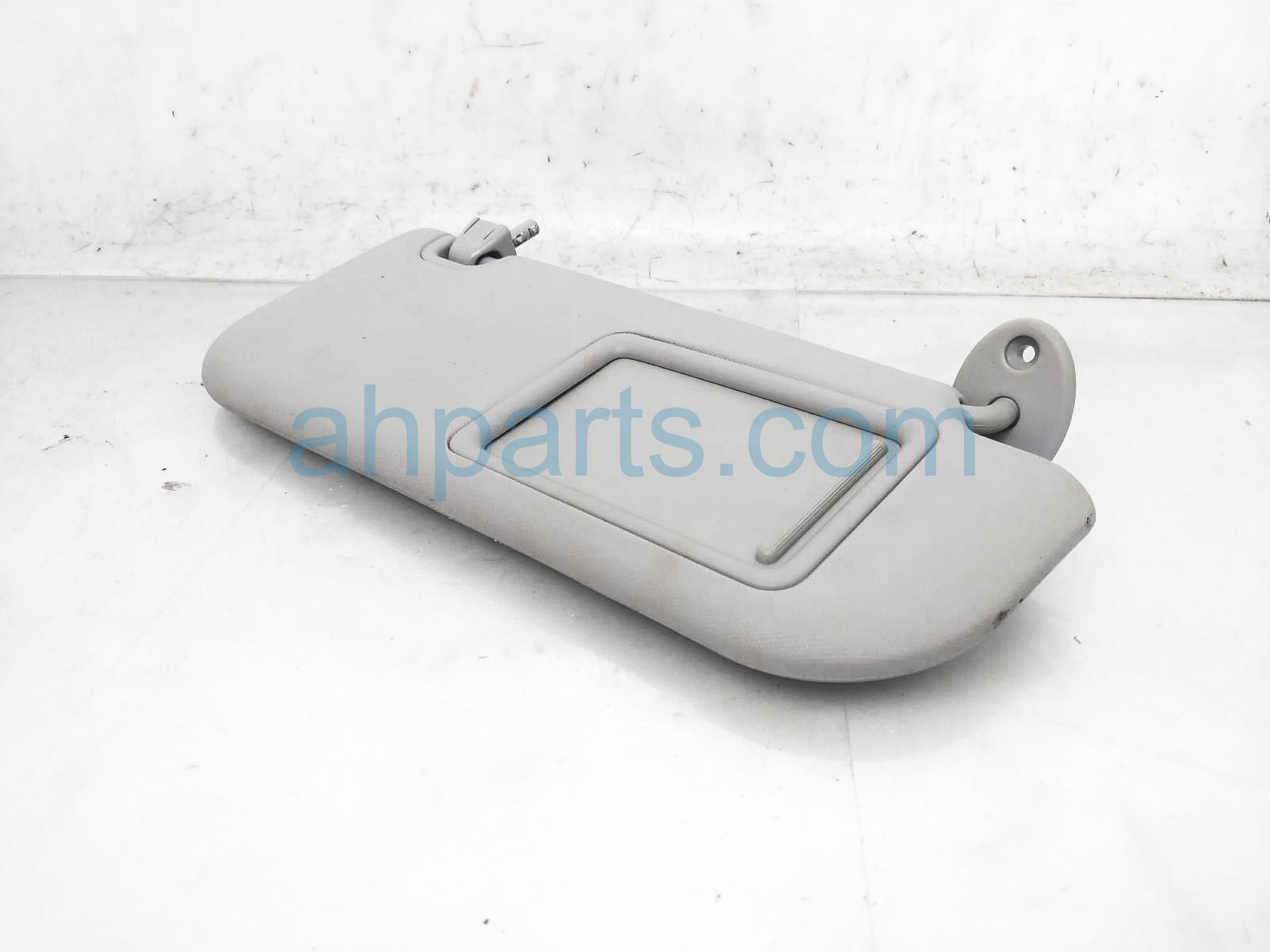 $45 Toyota RH SUN VISOR - GREY