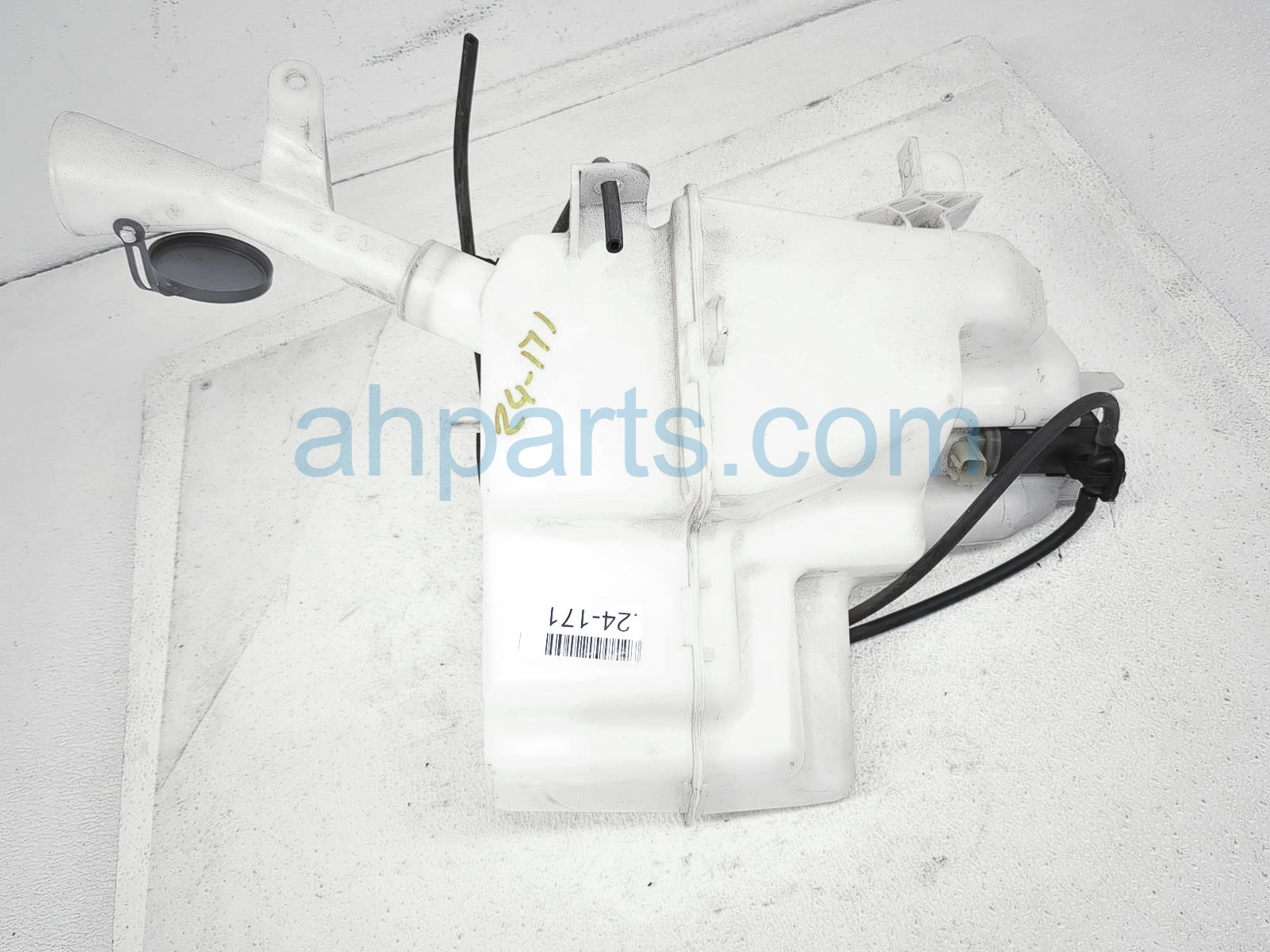 キックス 6AA-RP15 ウォッシャータンク 28910-5RY0A 自社品番250422