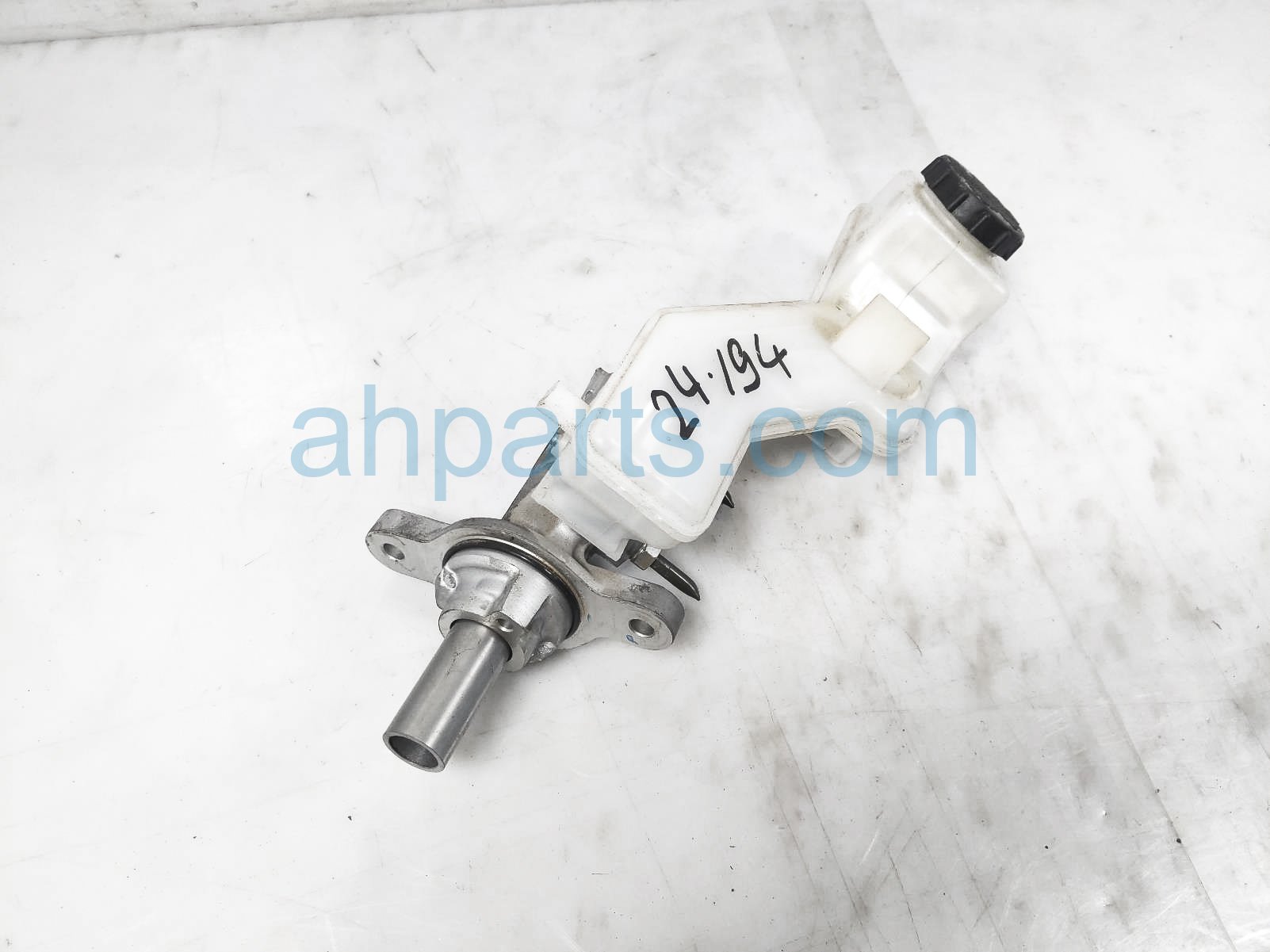 $49 Mazda BRAKE MASTER CYLINDER $49 Mazda BRAKE MASTER CYLINDER