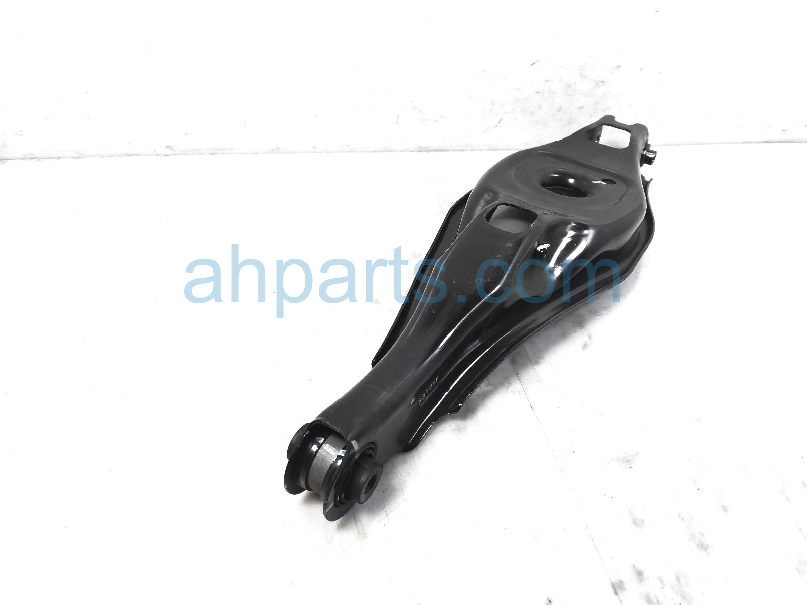 Honda RR/RH SPRING SEAT CONTROL ARM