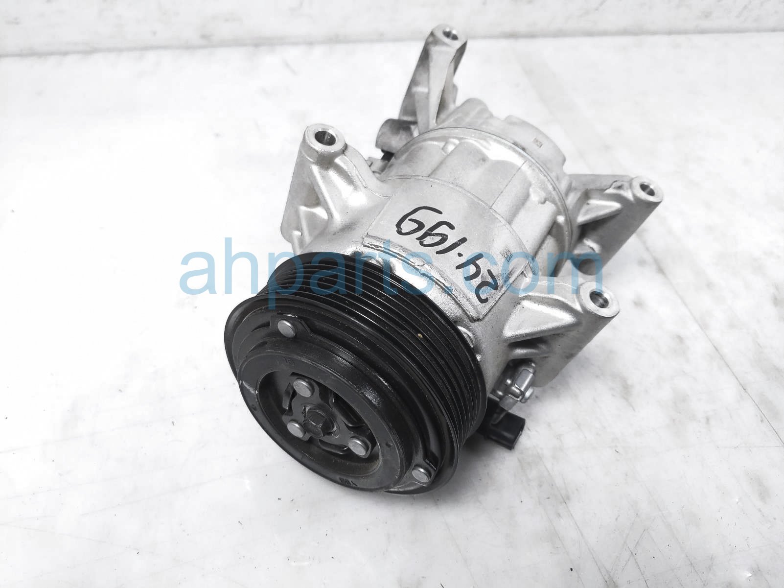 $200 Honda AC PUMP / COMPRESSOR $200 Honda AC PUMP / COMPRESSOR