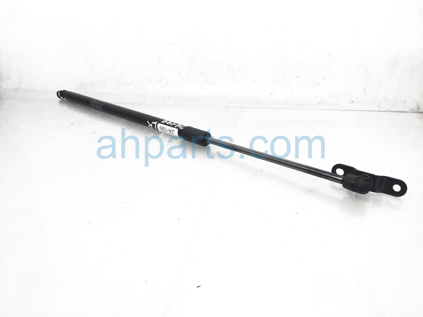 $65 Honda LH TAILGATE LIFT CYLINDER / STRUT