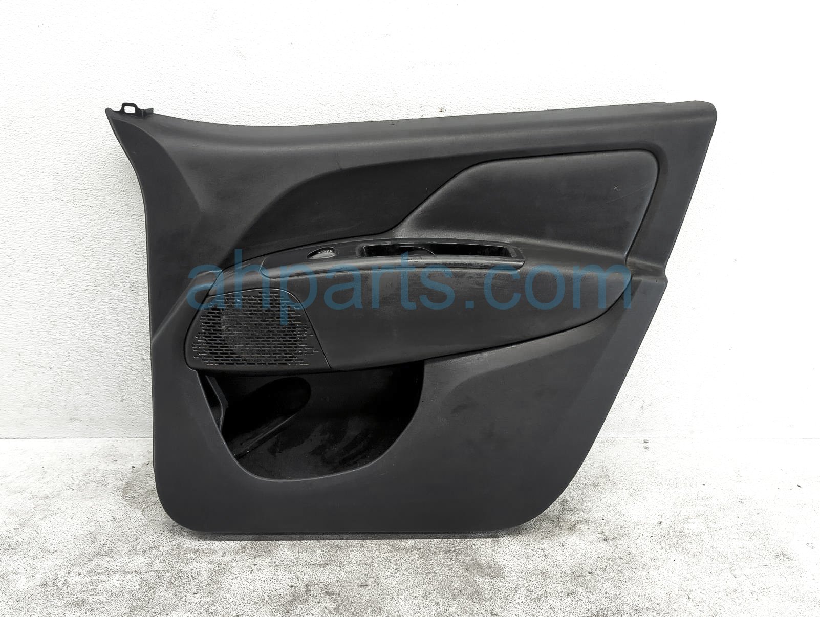 $150 Dodge FR/RH INTERIOR DOOR PANEL - BLACK