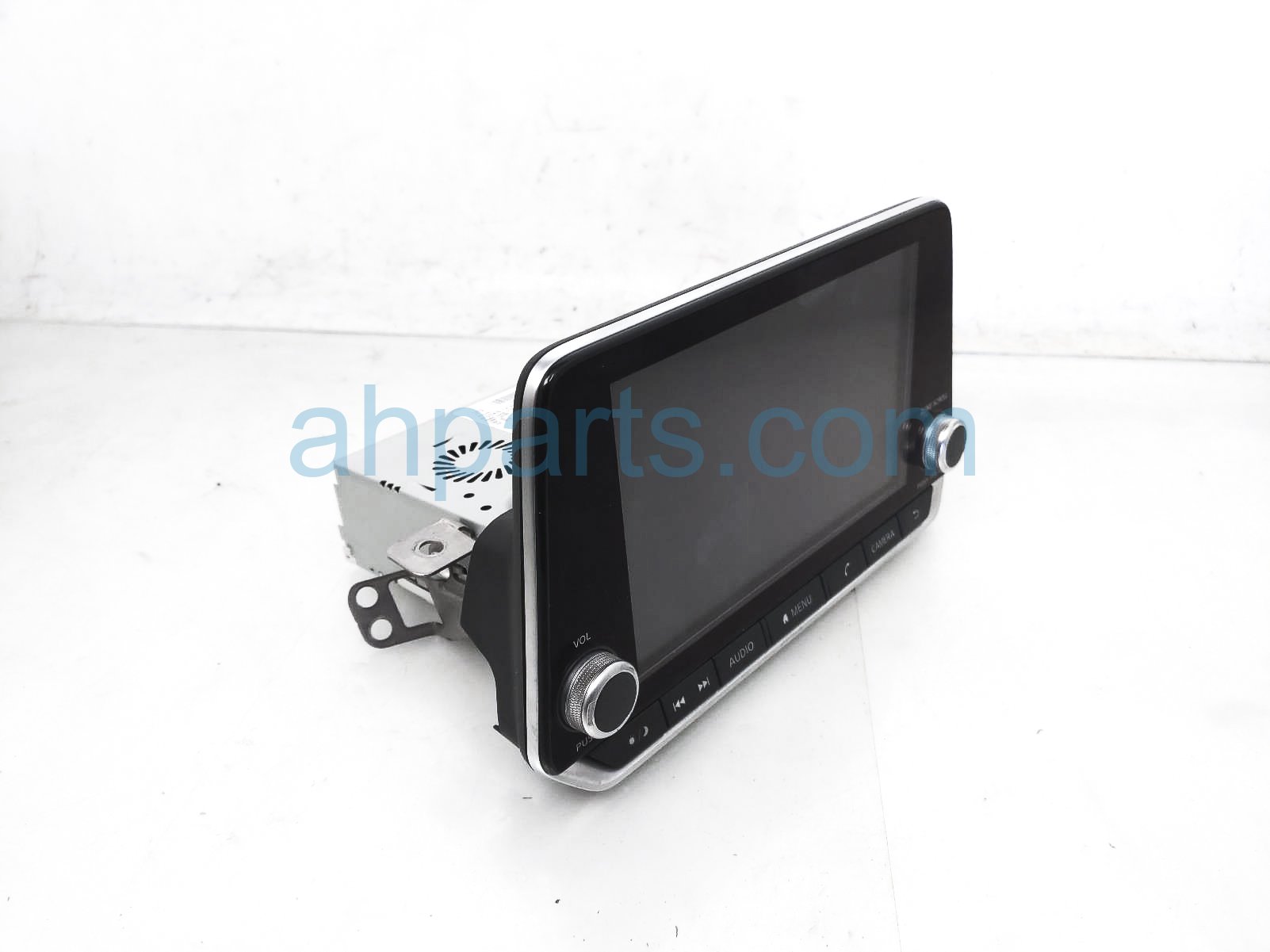 $365 Nissan RADIO RECEIVER & DISPLAY SCREEN