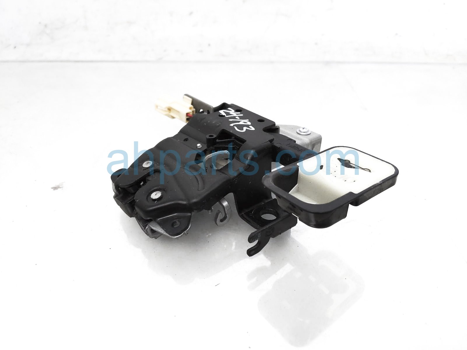$45 Mazda TRUNK LOCK / LATCH ACTUATOR ASSY $45 Mazda TRUNK LOCK / LATCH ACTUATOR ASSY