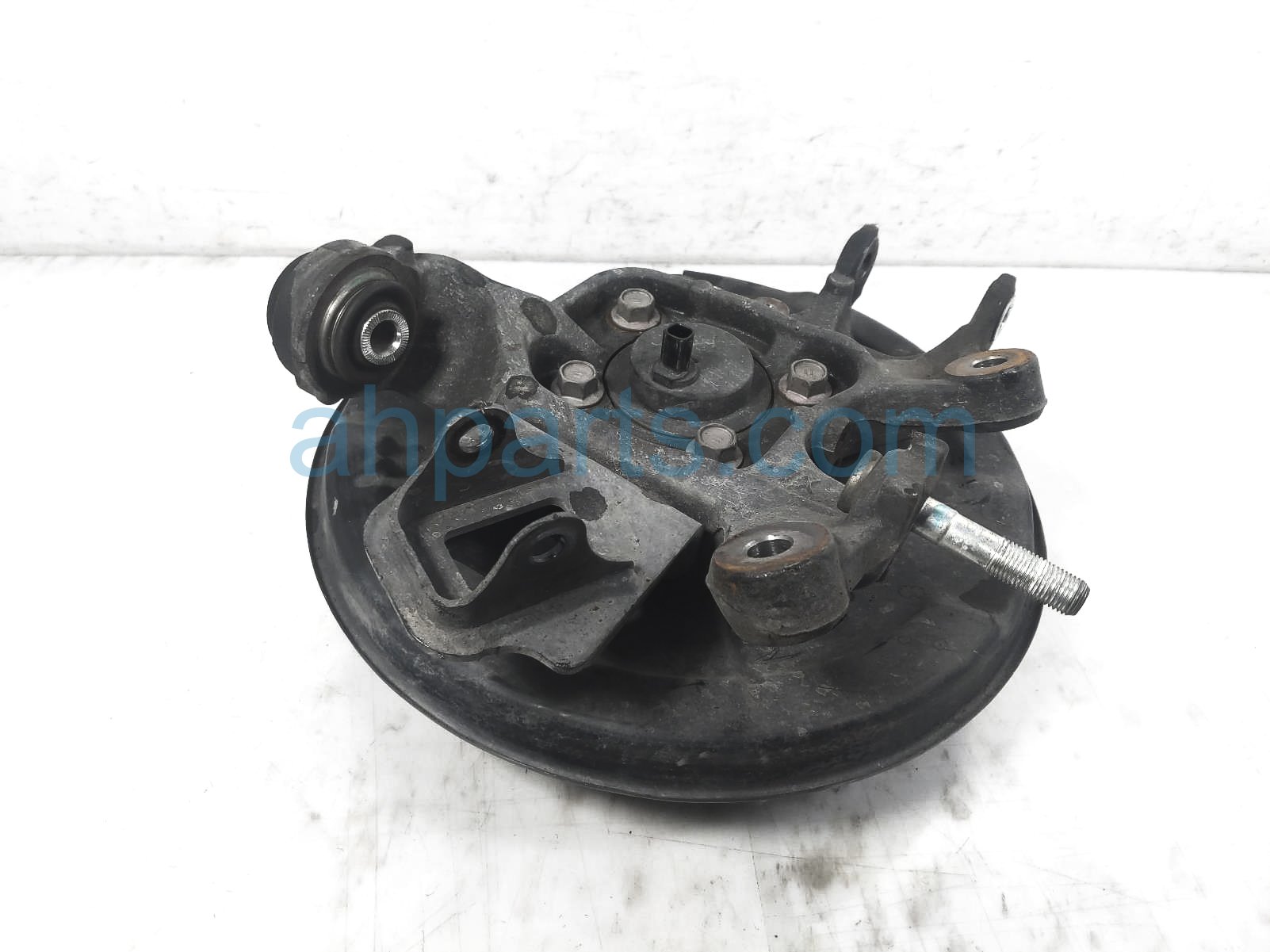 $249 Lexus RR/LH SPINDLE KNUCKLE HUB - FWD $249 Lexus RR/LH SPINDLE KNUCKLE HUB - FWD