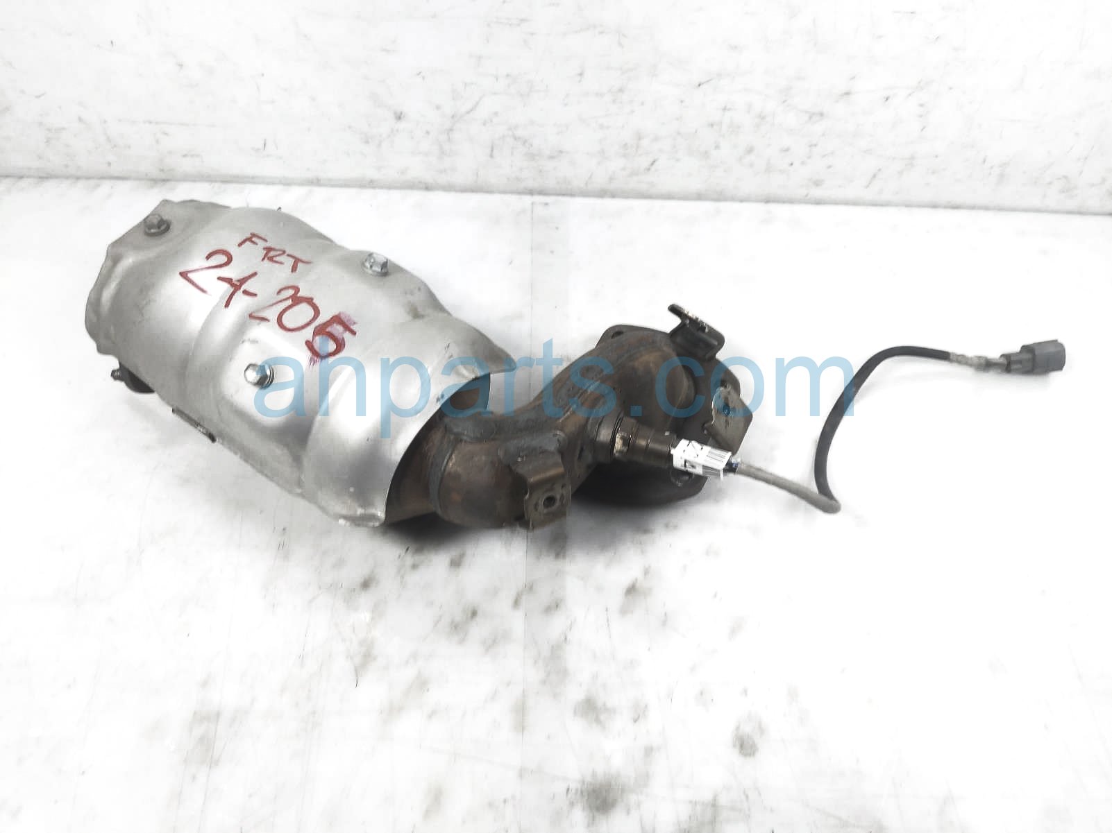 $399 Lexus FRONT EXHAUST MANIFOLD $399 Lexus FRONT EXHAUST MANIFOLD