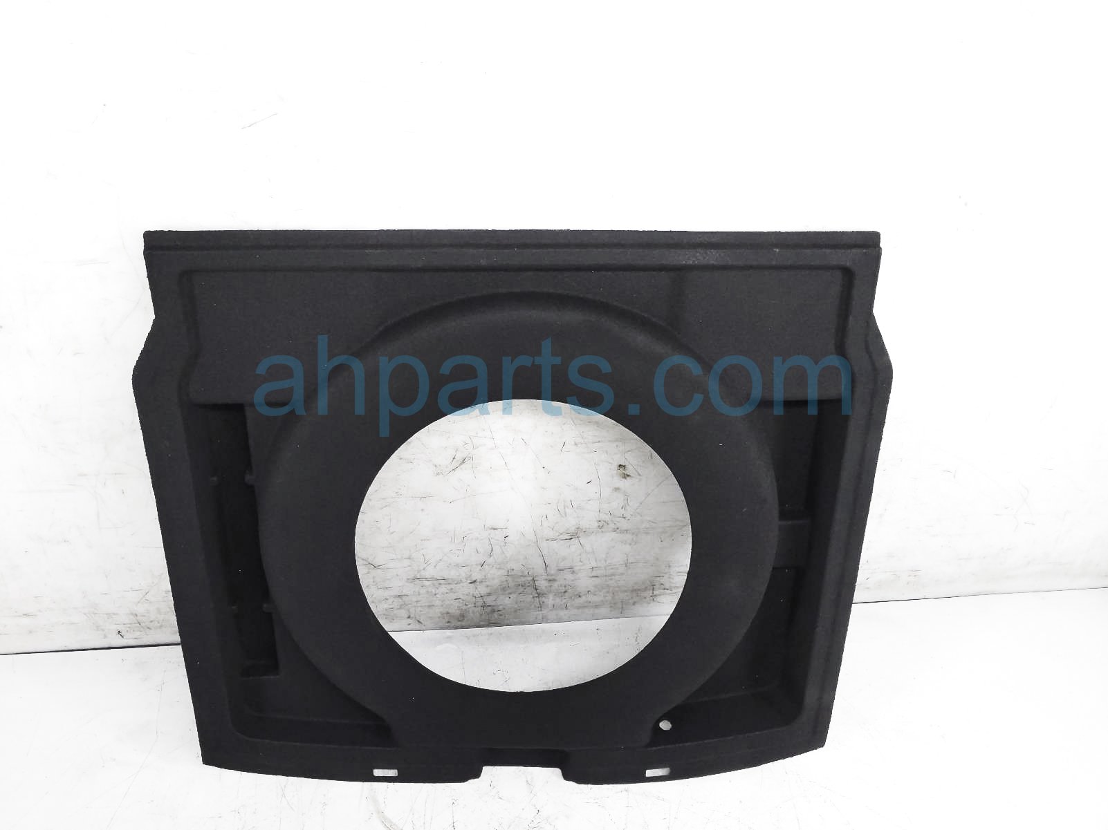 $75 Kia REAR TRUNK LUGGAGE COMPARTMENT $75 Kia REAR TRUNK LUGGAGE COMPARTMENT