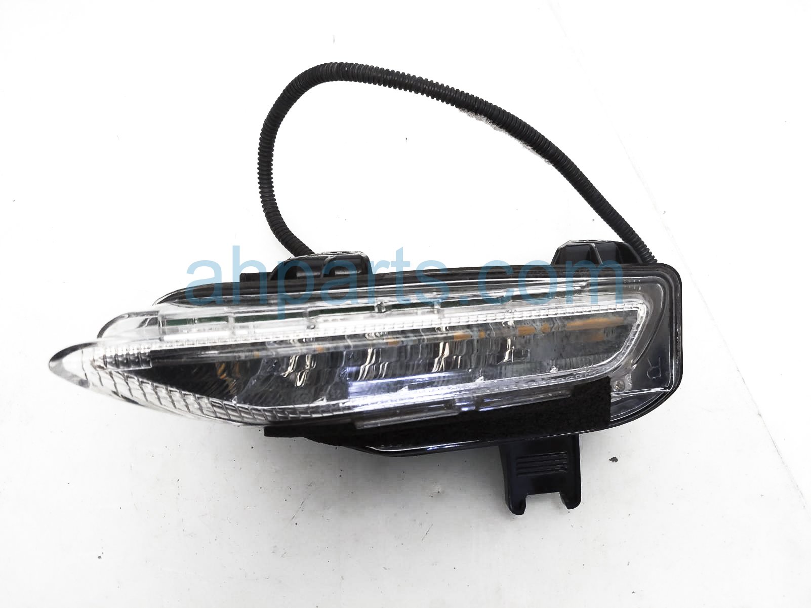 $95 Infiniti RH TURN SIGNAL LAMP / LIGHT