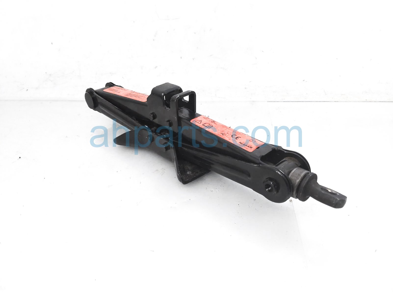 $45 Nissan SCISSOR JACK ONLY $45 Nissan SCISSOR JACK ONLY