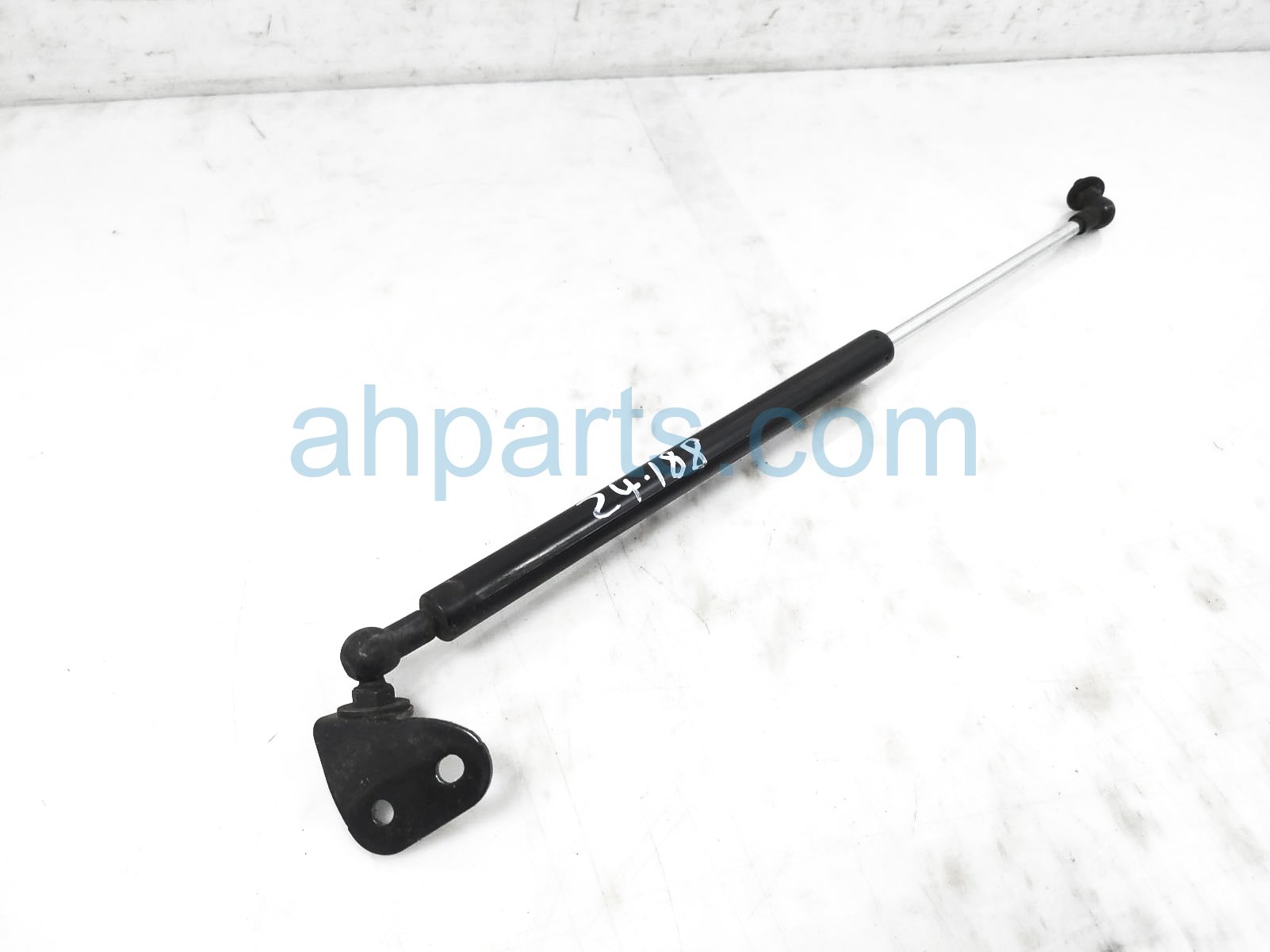 $24 Honda FR/RH HOOD STRUT / LIFT CYLINDER $24 Honda FR/RH HOOD STRUT / LIFT CYLINDER