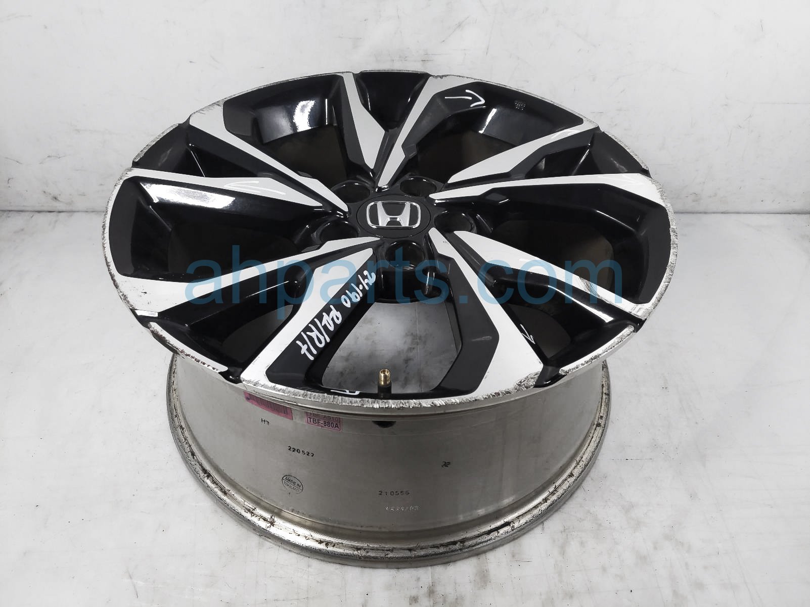 $99 Honda RR/RH WHEEL / RIM