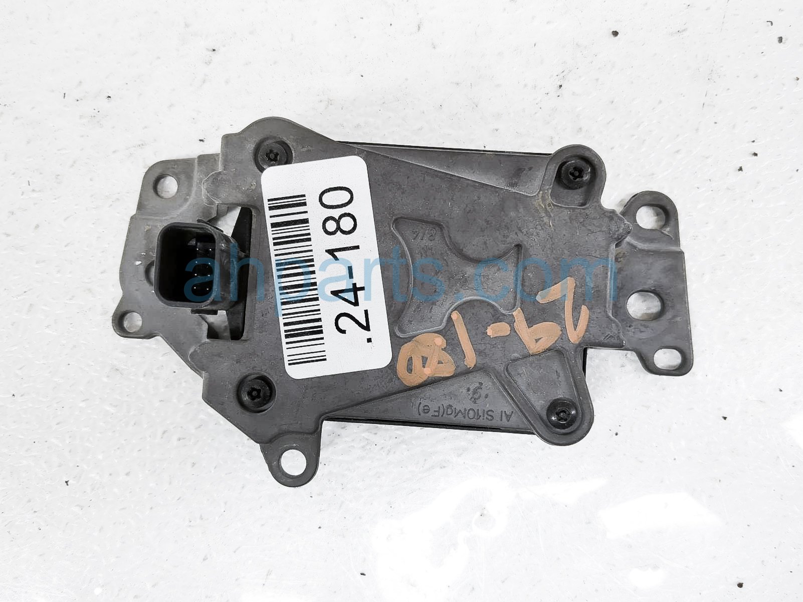 $175 Toyota DISTANCE RADAR SENSOR - LE $175 Toyota DISTANCE RADAR SENSOR - LE