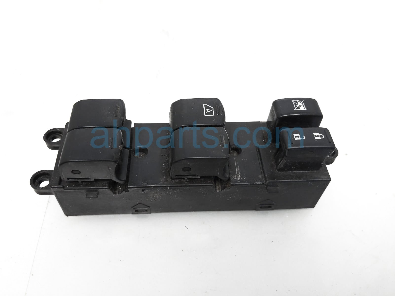 $60 Subaru MASTER WINDOW CONTROL SWITCH $60 Subaru MASTER WINDOW CONTROL SWITCH