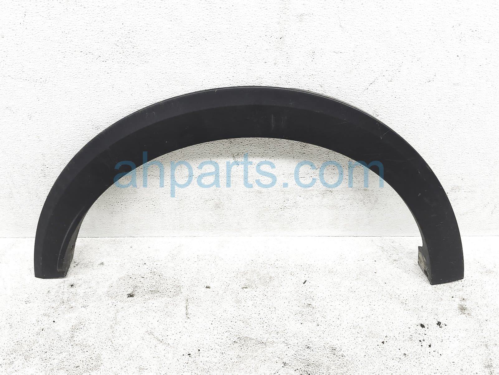 $35 Nissan RH QUARTER PANEL FLARE - BLACK $35 Nissan RH QUARTER PANEL FLARE - BLACK