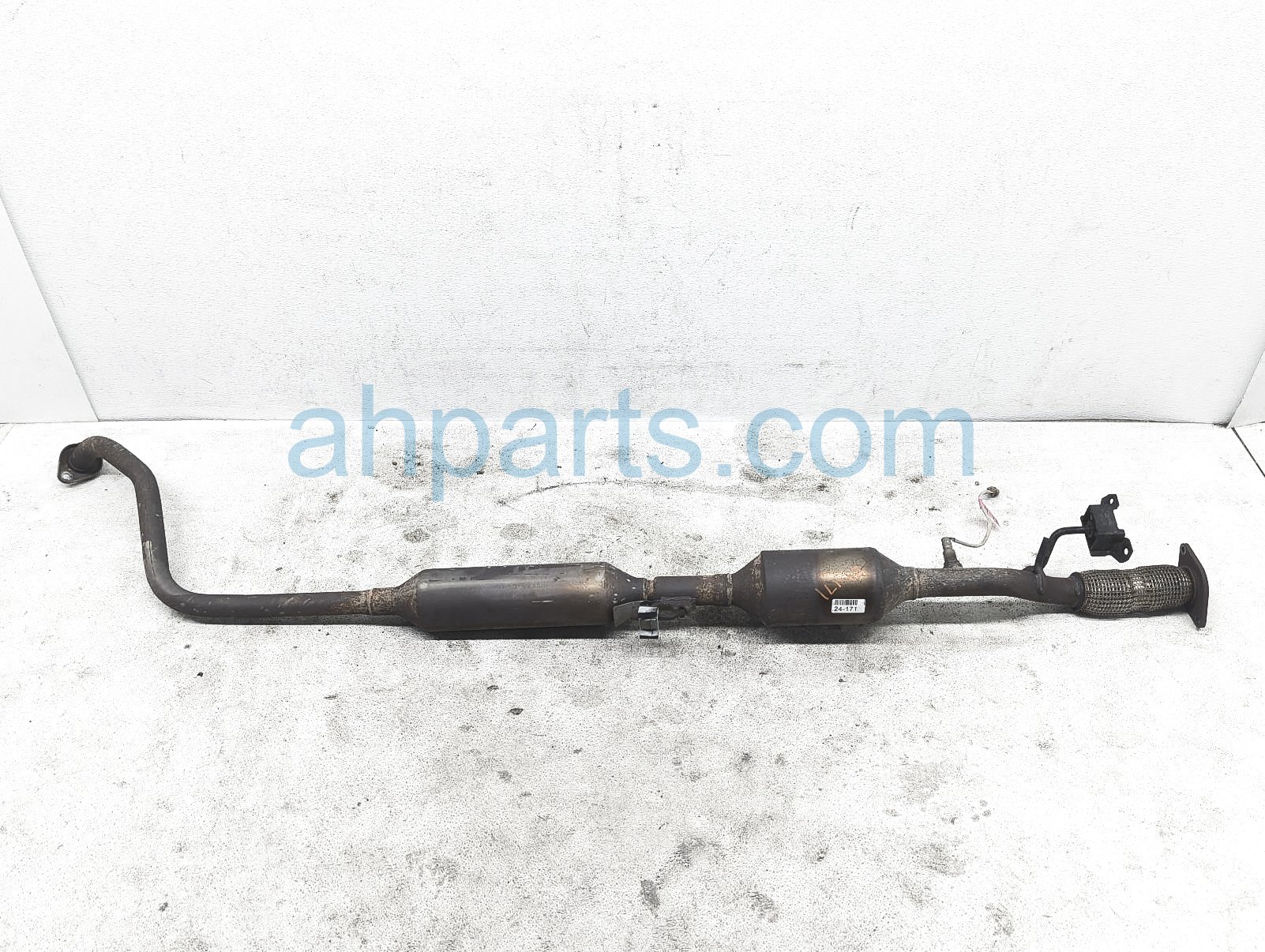 $595 Nissan EXHAUST CONVERTER + PIPE ASSY - 1.6L $595 Nissan EXHAUST CONVERTER + PIPE ASSY - 1.6L