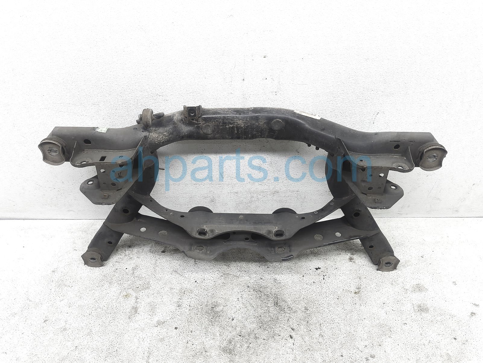 $250 Volkswagen REAR CROSSMEMBER / CRADLE $250 Volkswagen REAR CROSSMEMBER / CRADLE