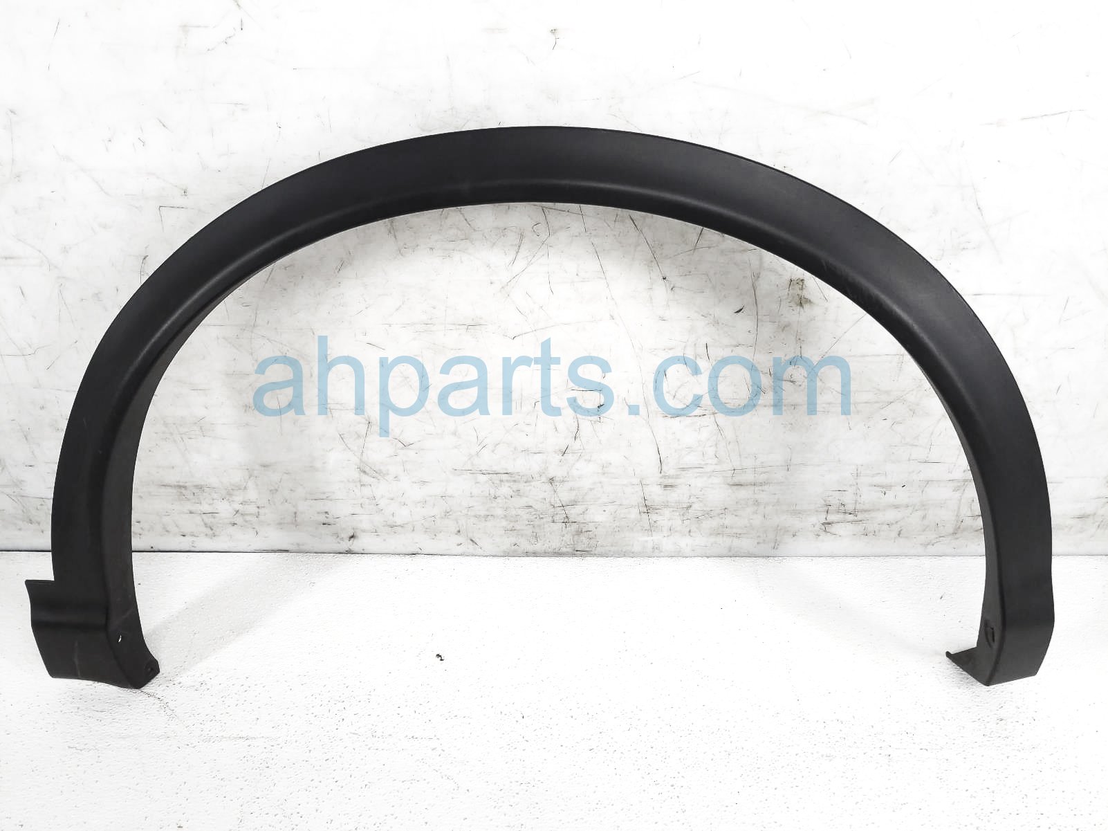 Nissan FR/RH FENDER FLARE - BLACK*