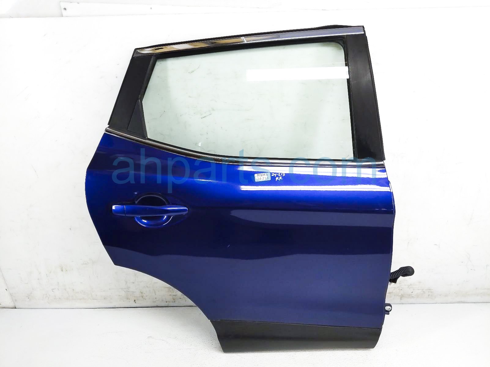 Nissan RR/RH DOOR - BLUE - NO INSIDE TRIM *