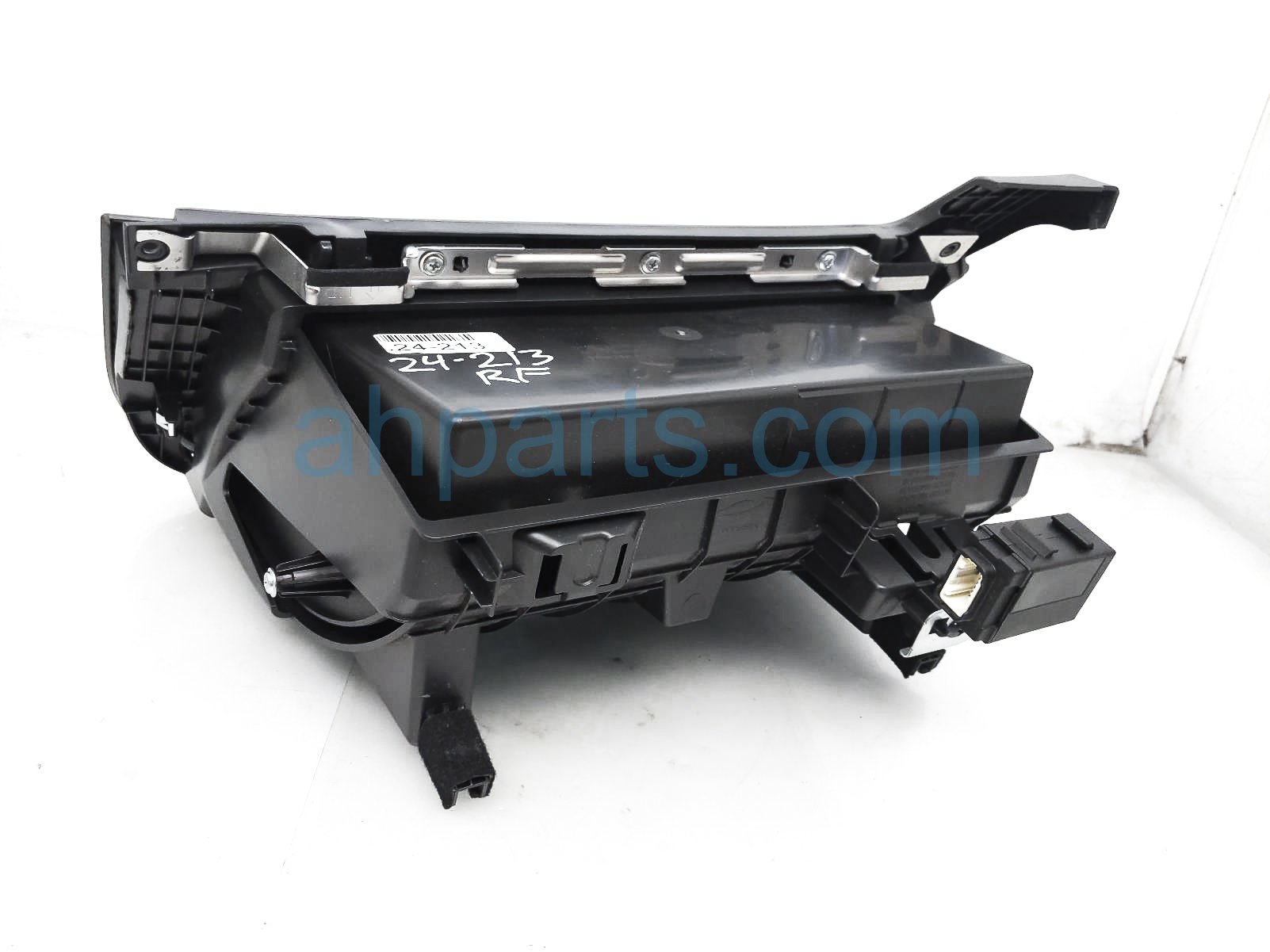 Sold 2021 Nissan Rogue Spt Glove Compartment Box Black 68510 6MR0A Replacement Sold 2021 Nissan Rogue Spt Glove Compartment Box Black 68510 6MR0A Replacement thumbnail