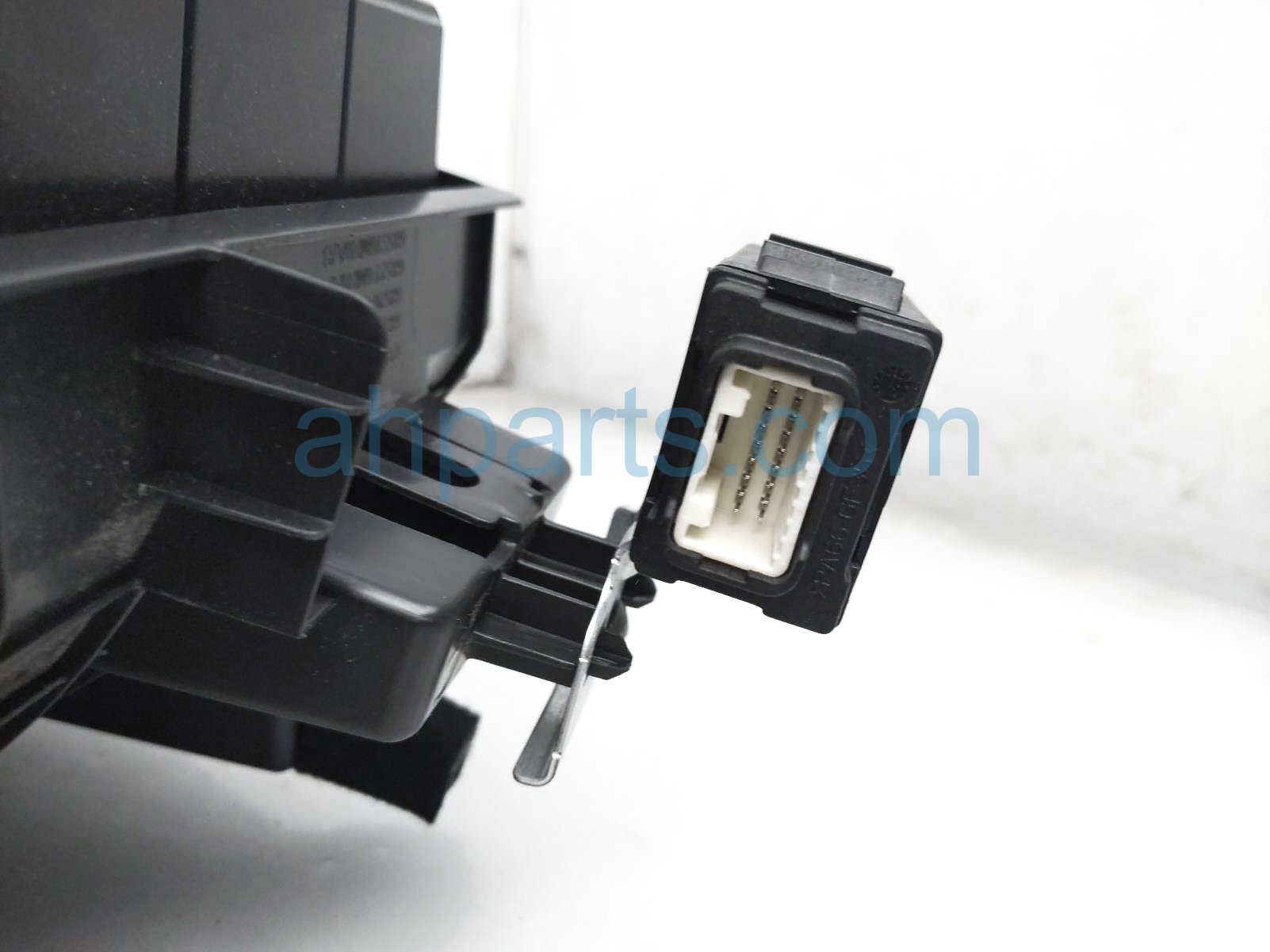 Sold 2021 Nissan Rogue Spt Glove Compartment Box Black 68510 6MR0A Replacement Sold 2021 Nissan Rogue Spt Glove Compartment Box Black 68510 6MR0A Replacement thumbnail
