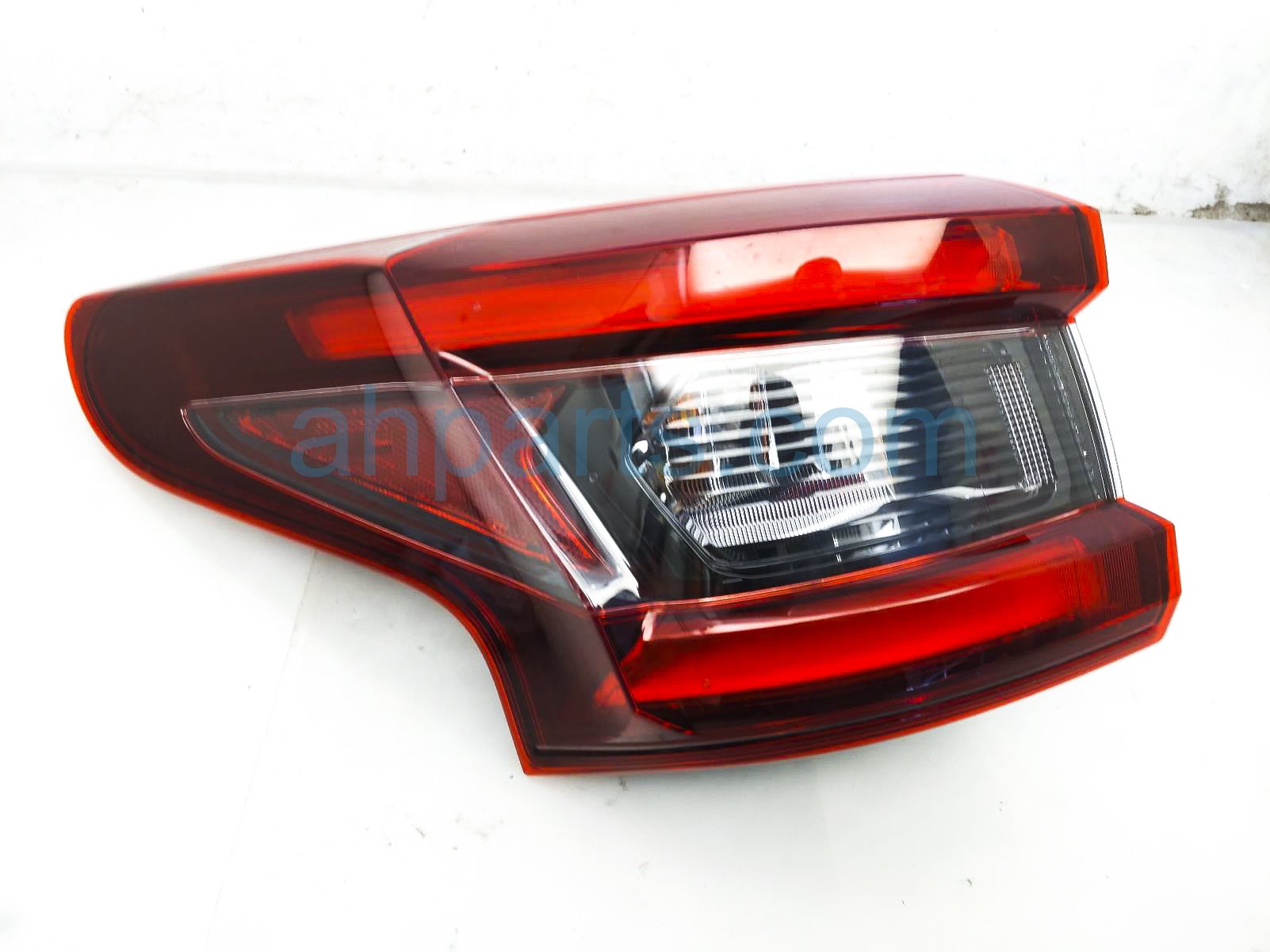 $175 Nissan LH TAIL LAMP (ON BODY) $175 Nissan LH TAIL LAMP (ON BODY)