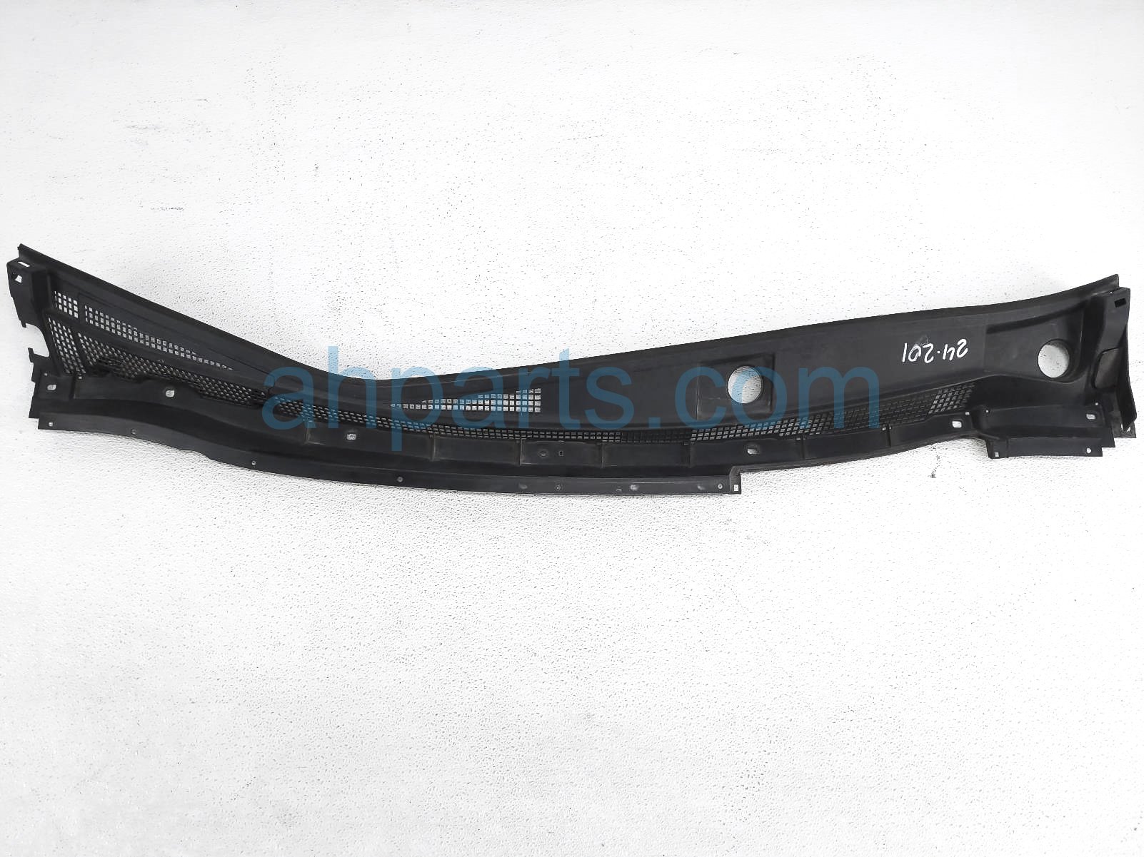 $49 Nissan WINDSHIELD COWL PLASTIC TRIM $49 Nissan WINDSHIELD COWL PLASTIC TRIM