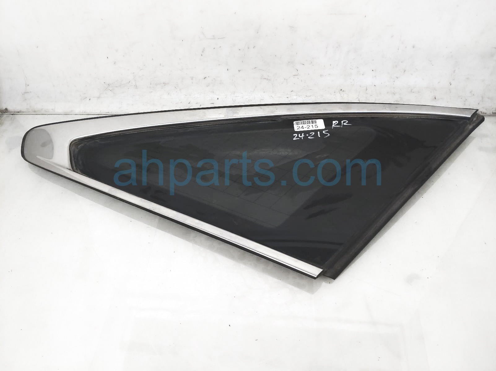 $125 Acura RH QUARTER WINDOW GLASS $125 Acura RH QUARTER WINDOW GLASS
