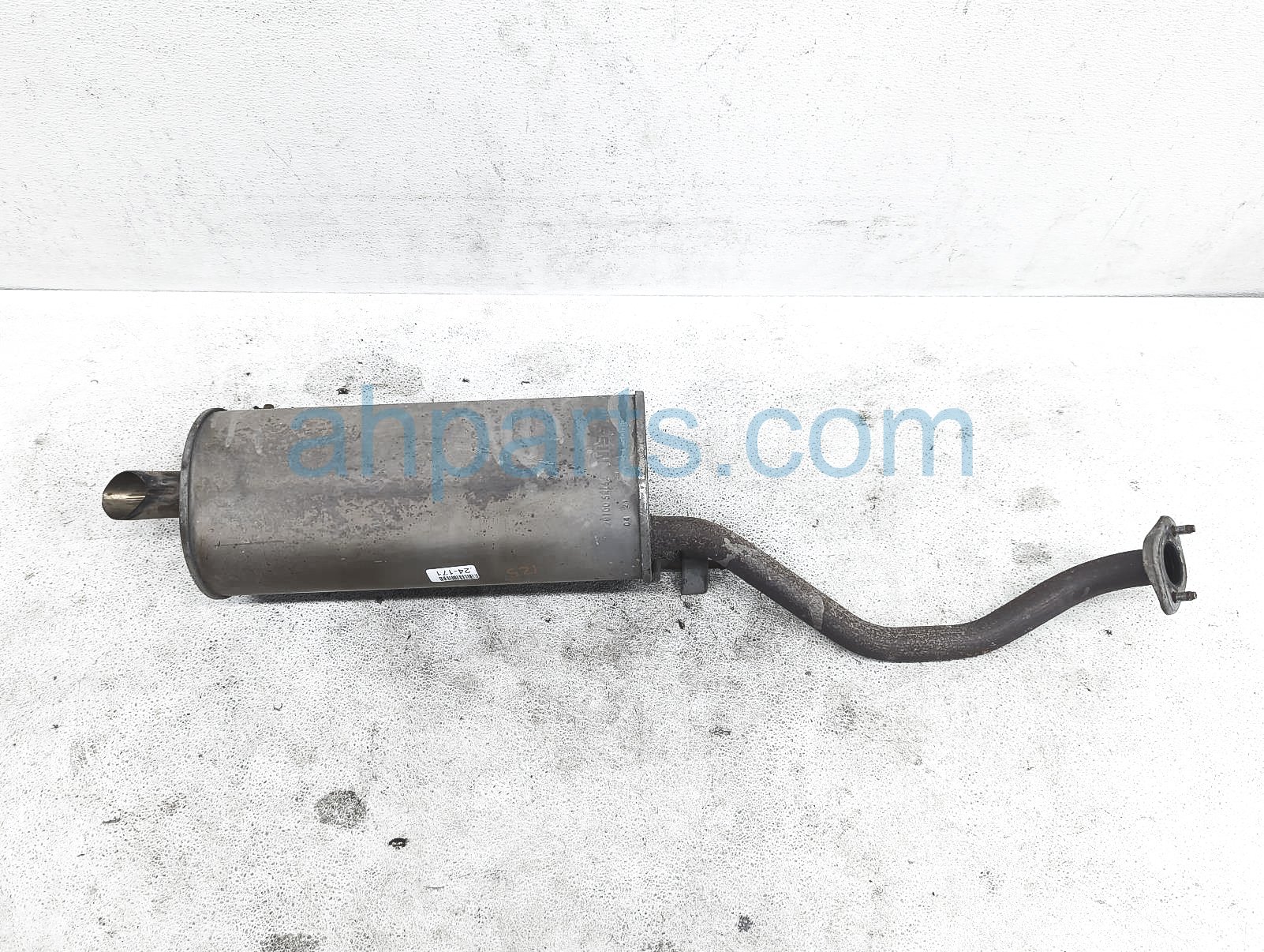 $90 Nissan EXHAUST MUFFLER / TAIL PIPE ASSY