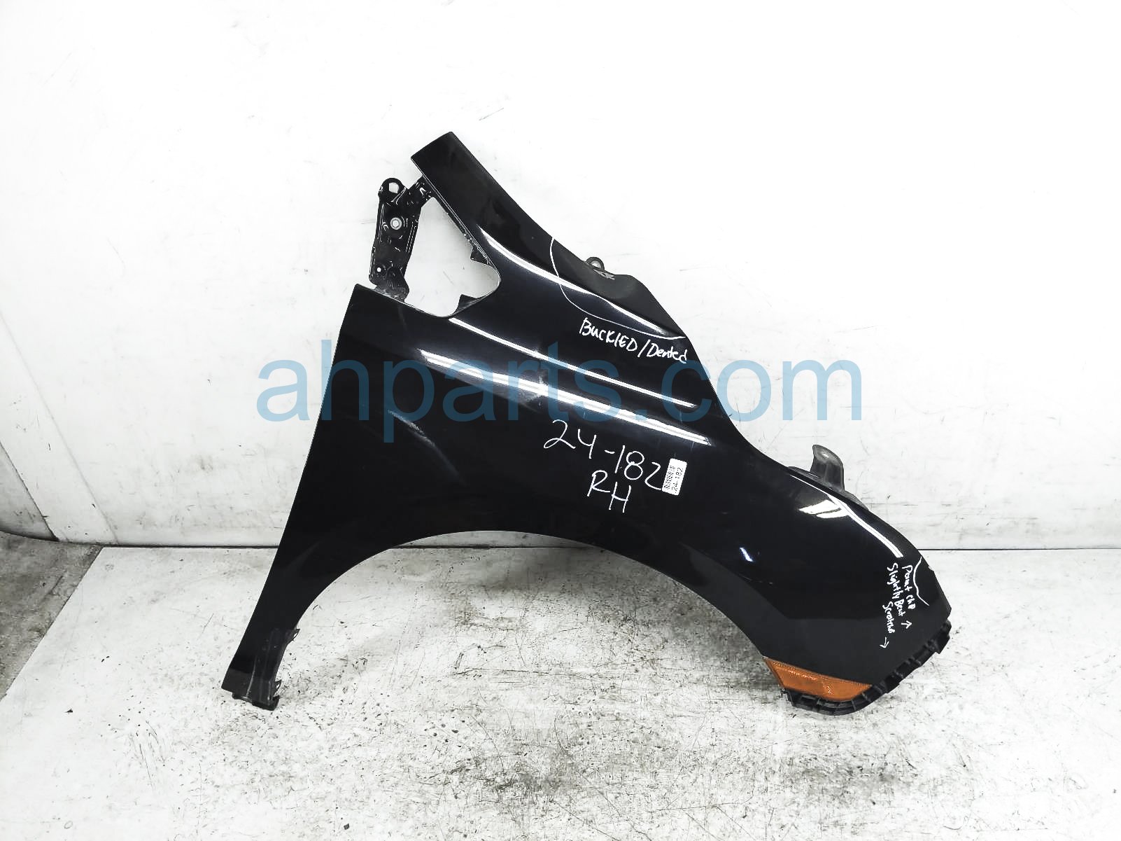 $135 Honda RH FENDER - BLACK - BUCKLED/DENT $135 Honda RH FENDER - BLACK - BUCKLED/DENT