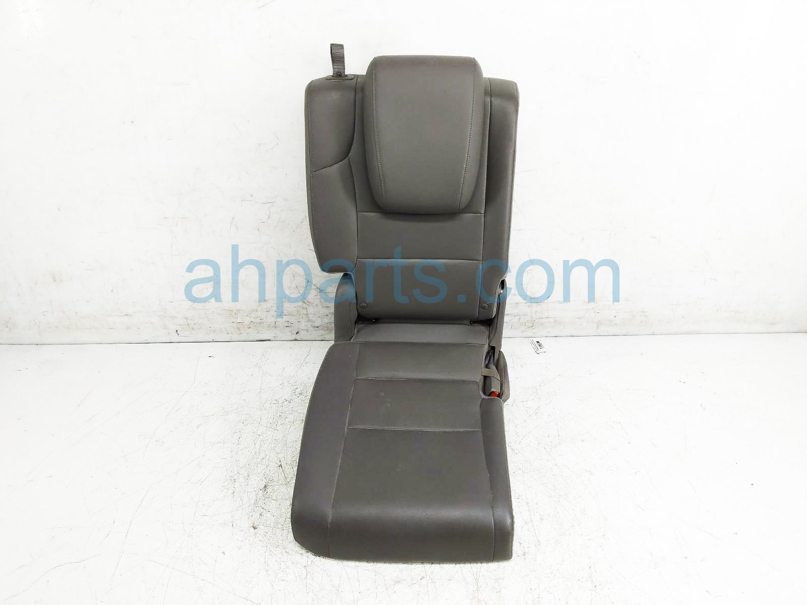 $145 Honda 3RD ROW RH SEAT-LTHR - TRUFFLE GREY